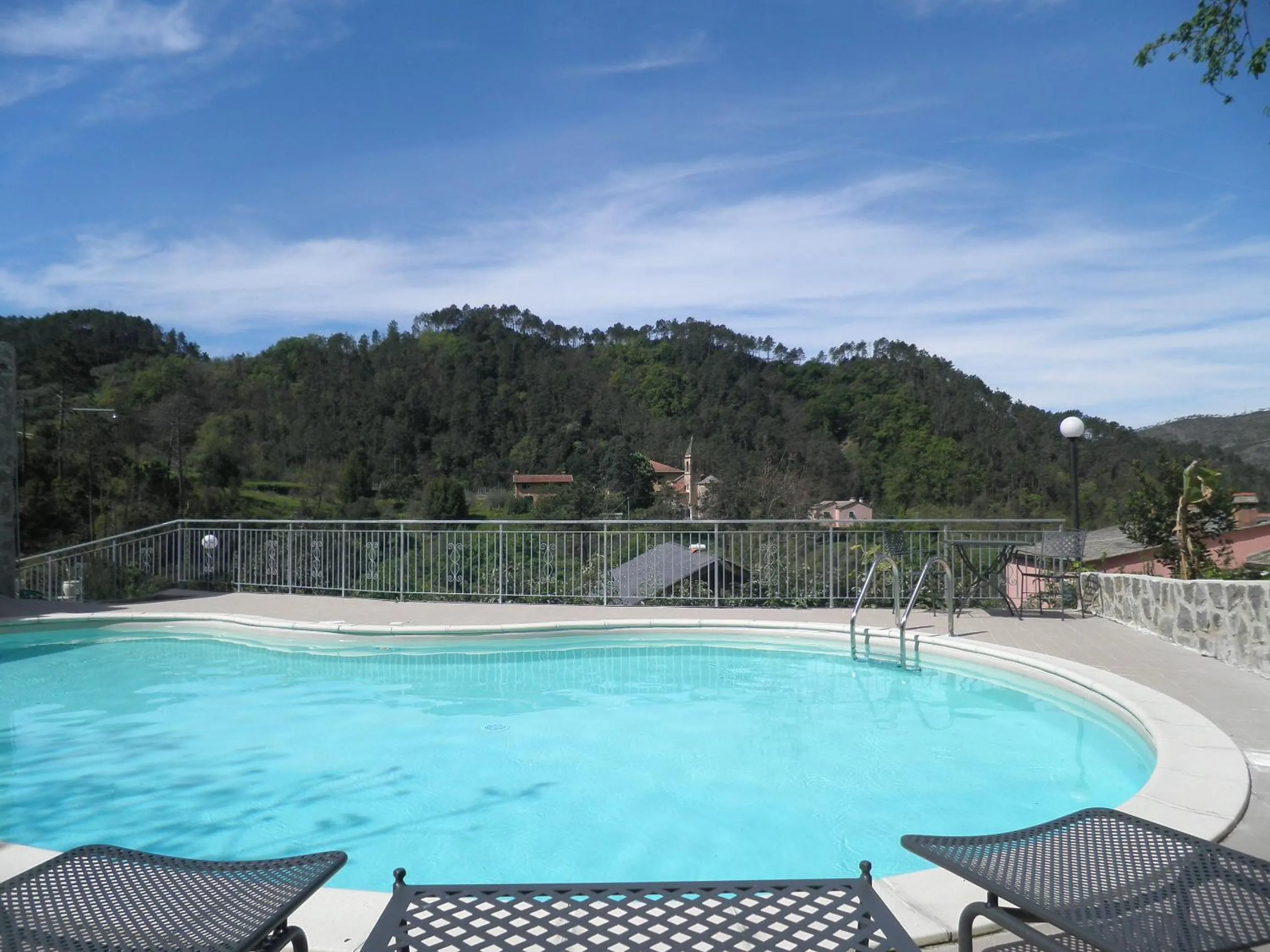 Pool view in Costa Morroni
