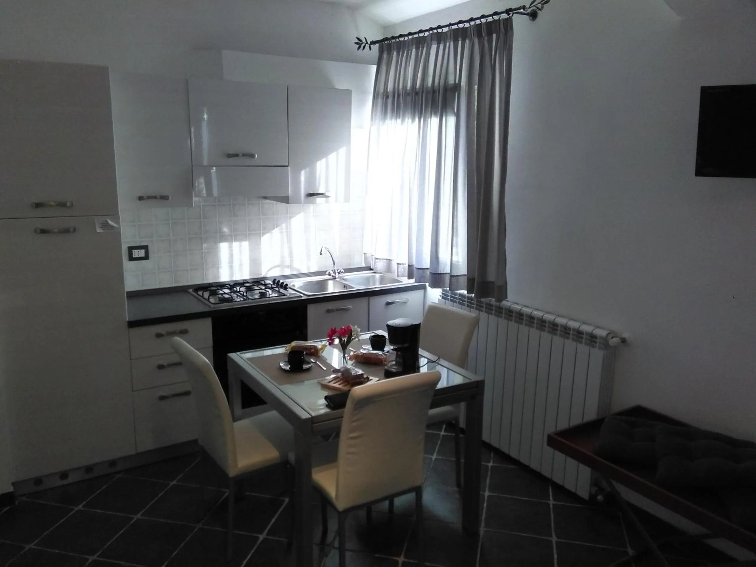 Kitchen or kitchenette in Costa Morroni