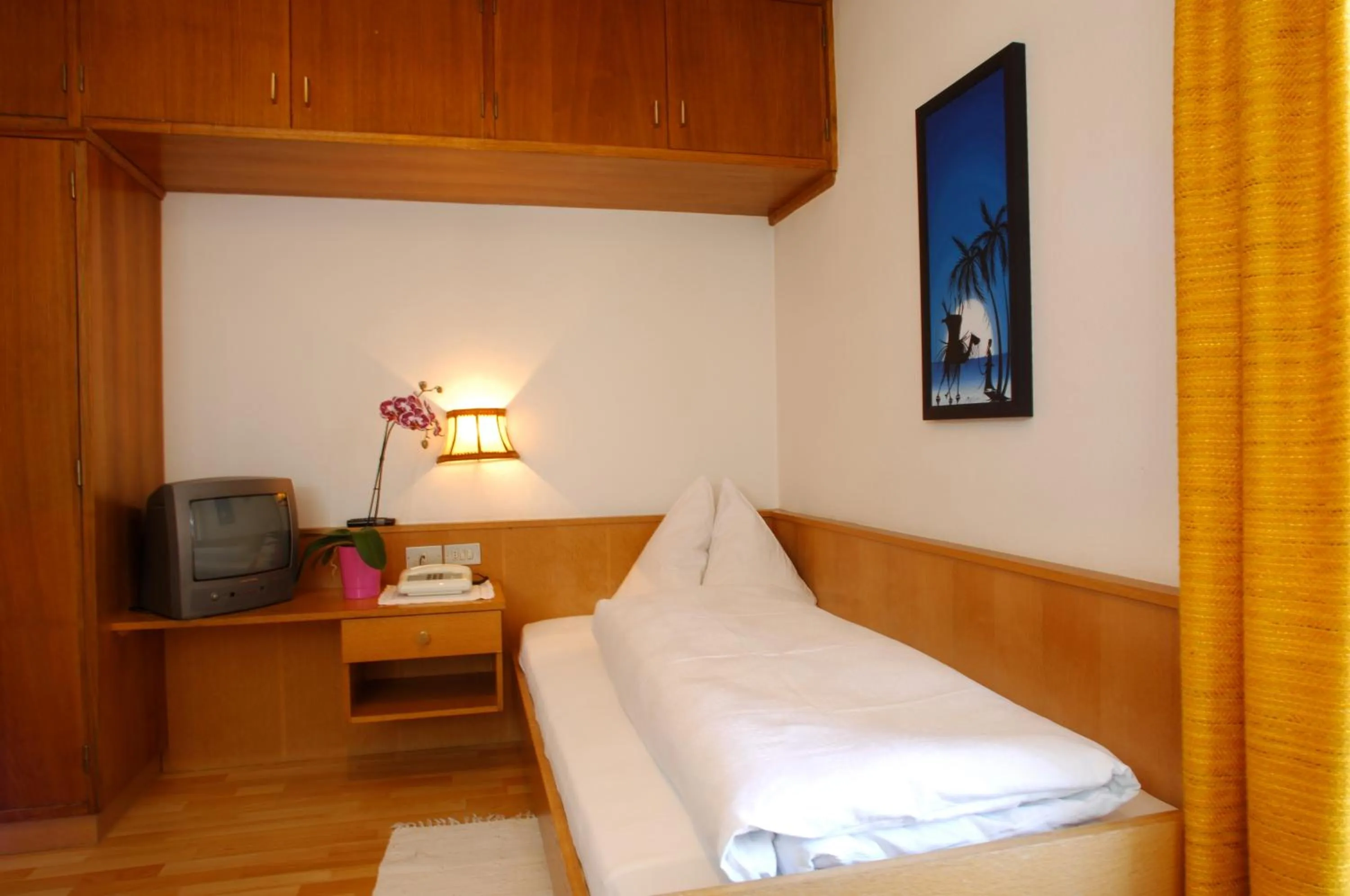 Bed in Chalet Madrisa