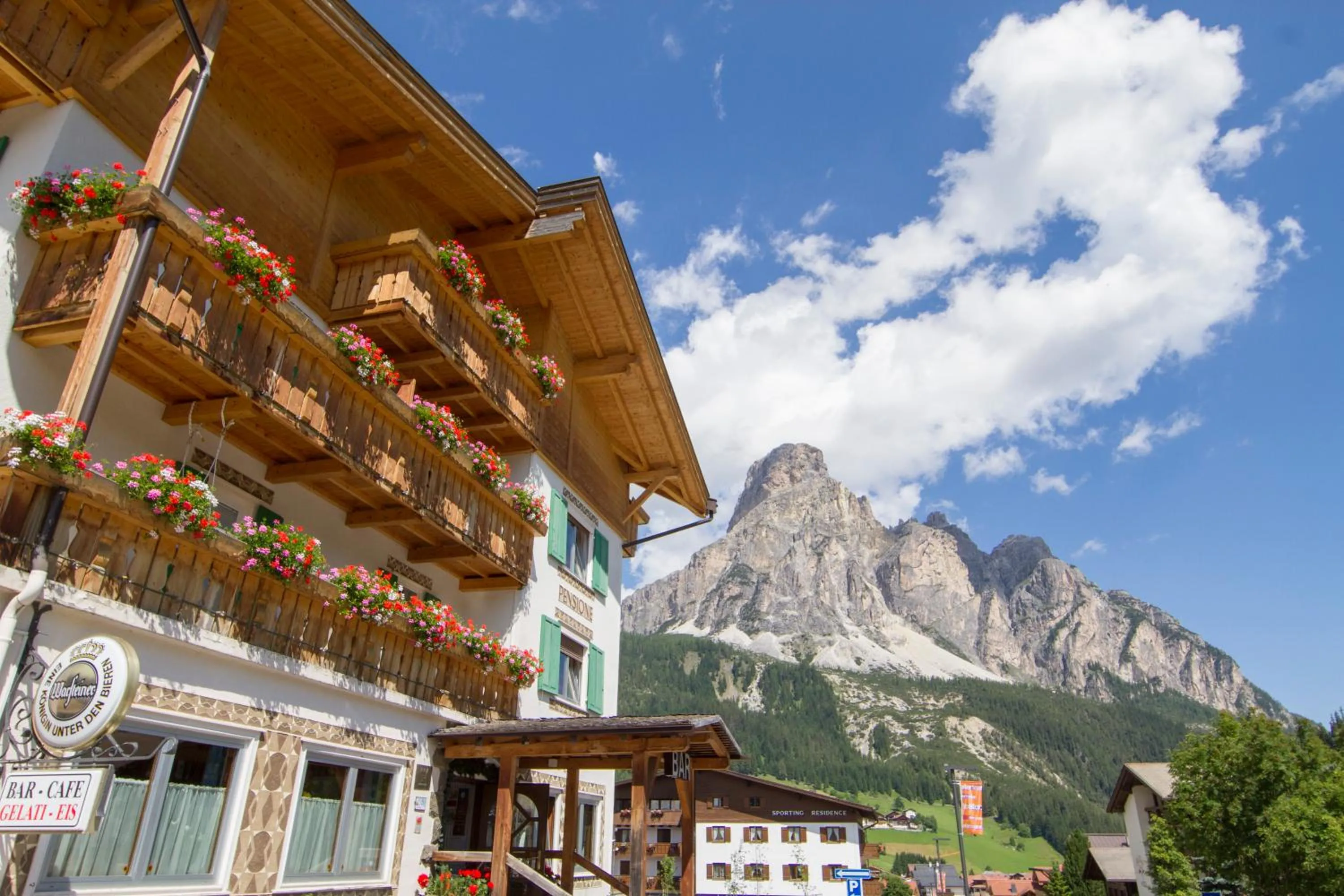 Property building in Chalet Madrisa