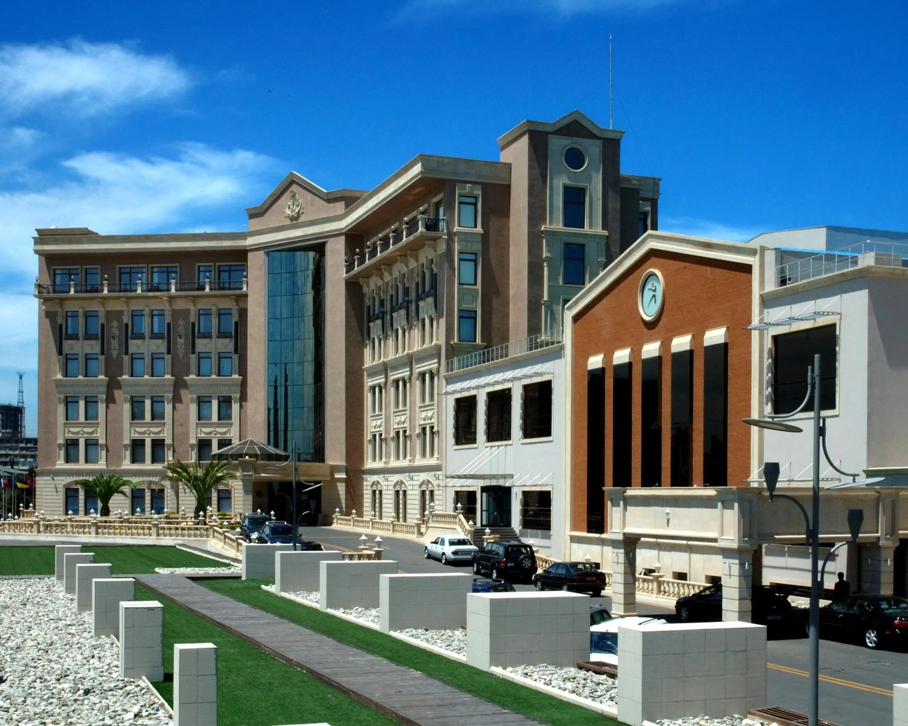 Facade/entrance in Excelsior Hotel & Spa Baku