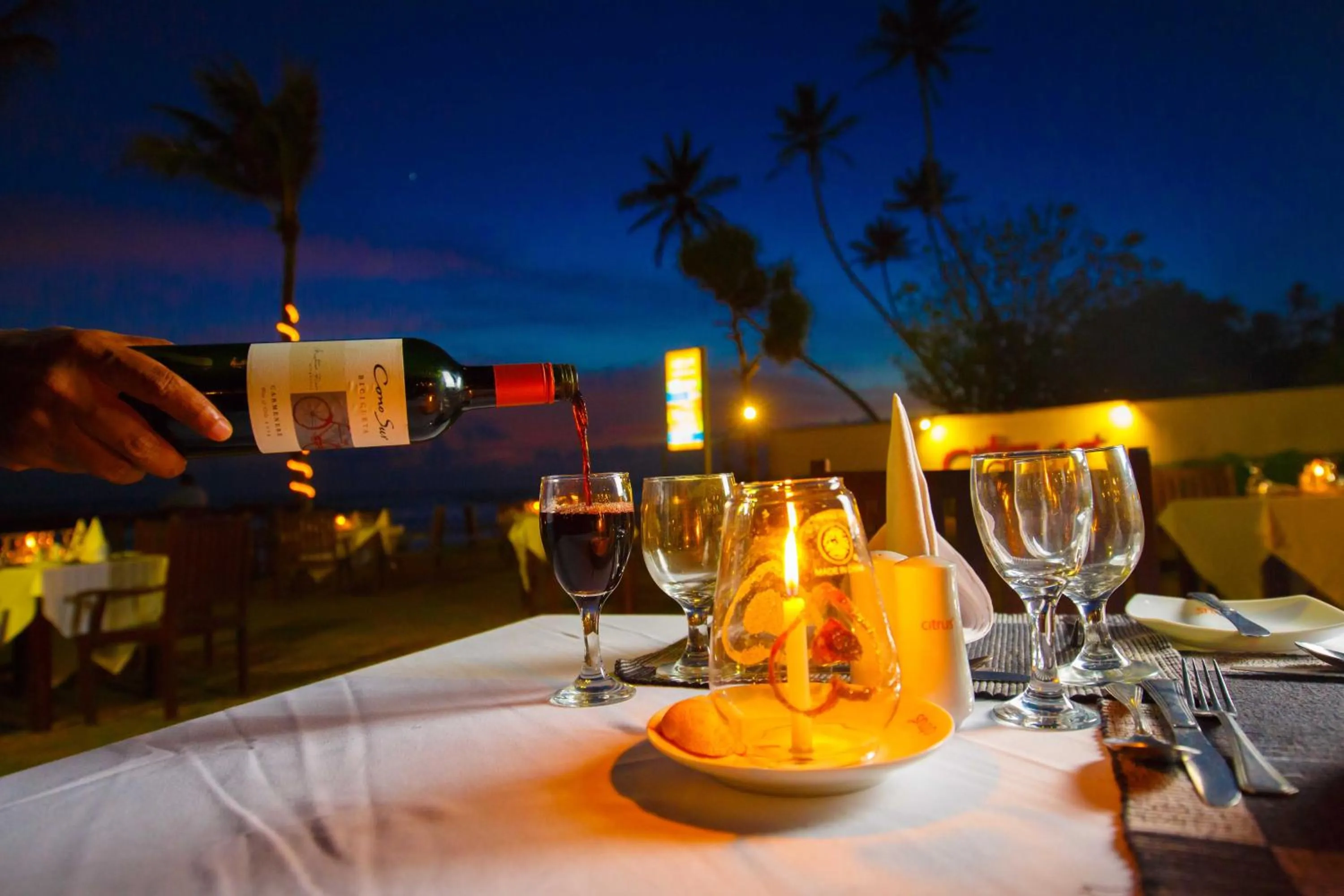 Restaurant/places to eat in Citrus Hikkaduwa