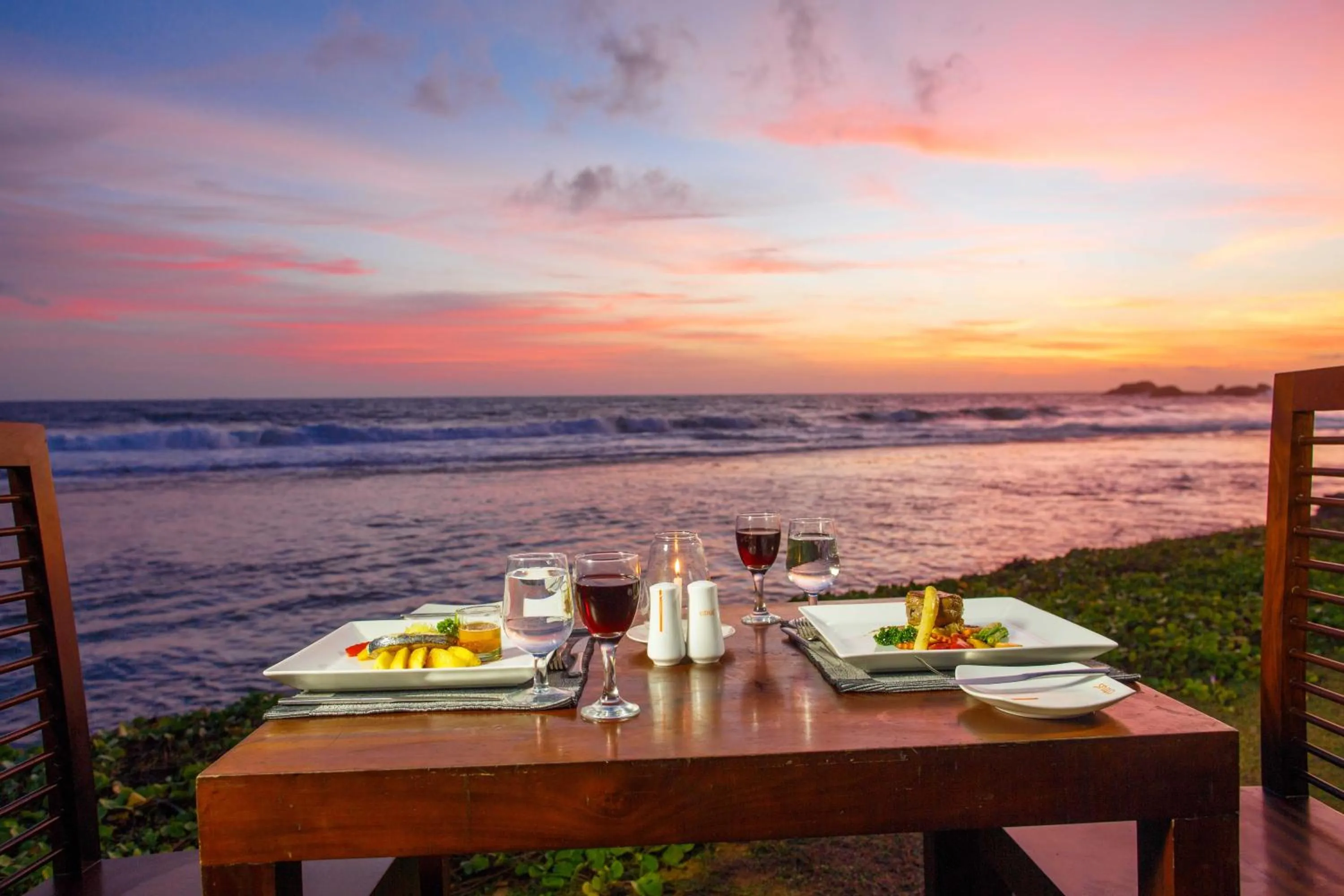 Restaurant/places to eat in Citrus Hikkaduwa