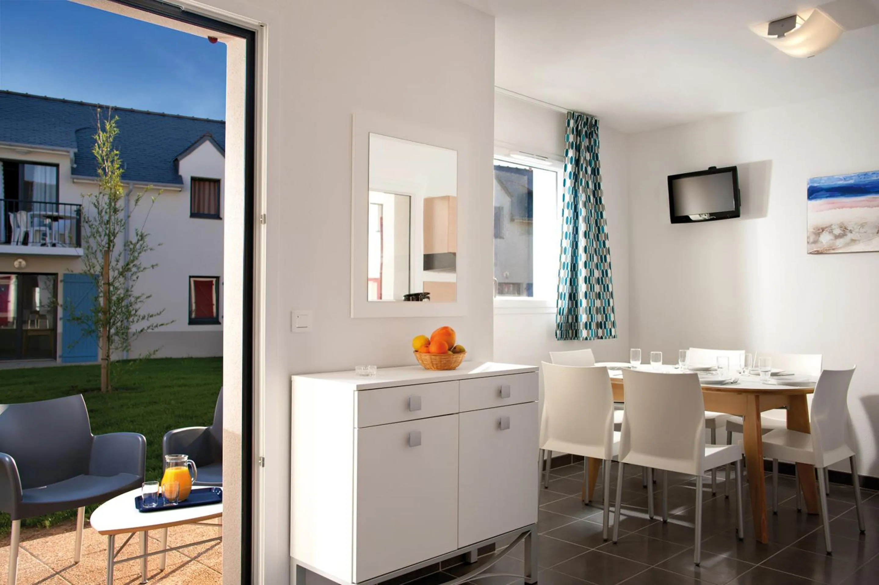 Living room in Lagrange Vacances Domaine de Val Queven