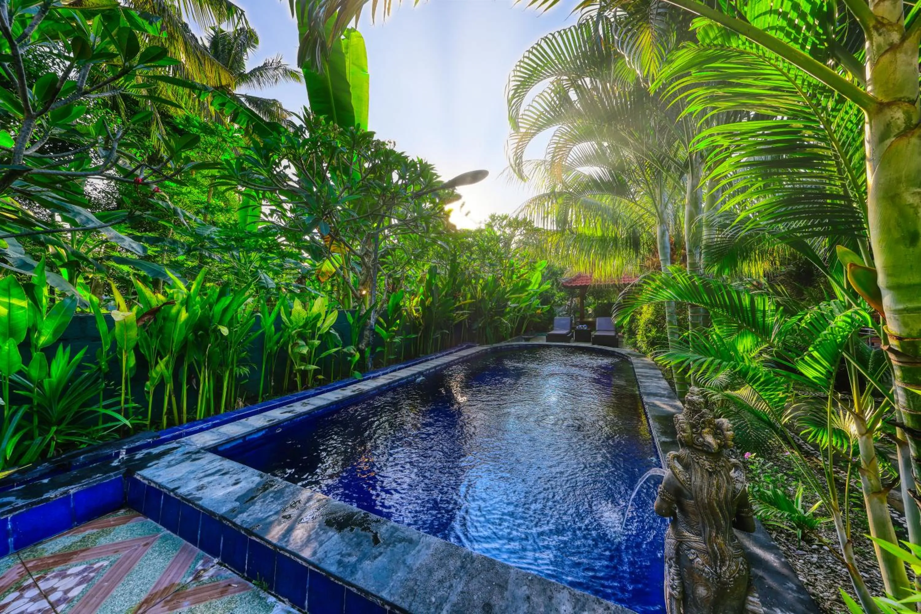 Swimming pool in Asoka Bungalows