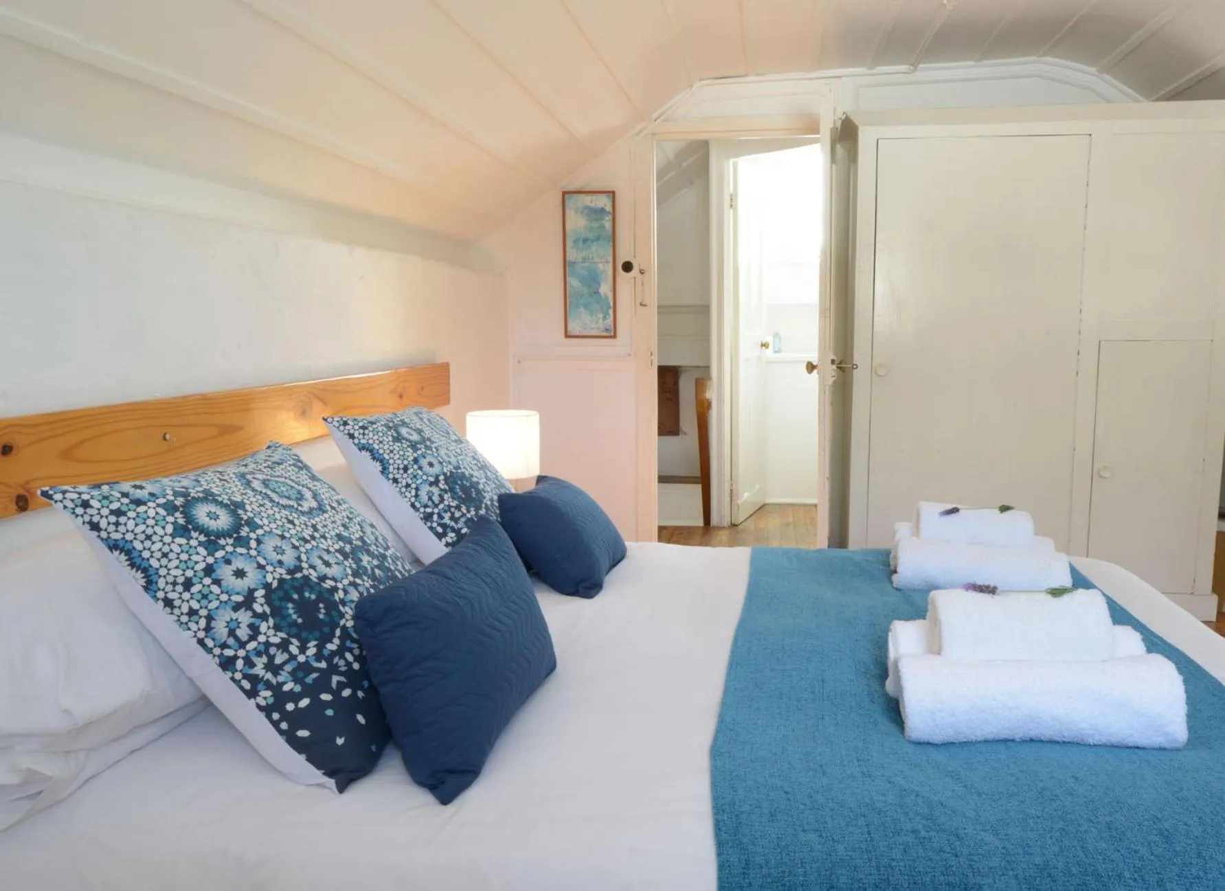 Bed in Bosky Dell on Boulders Beach