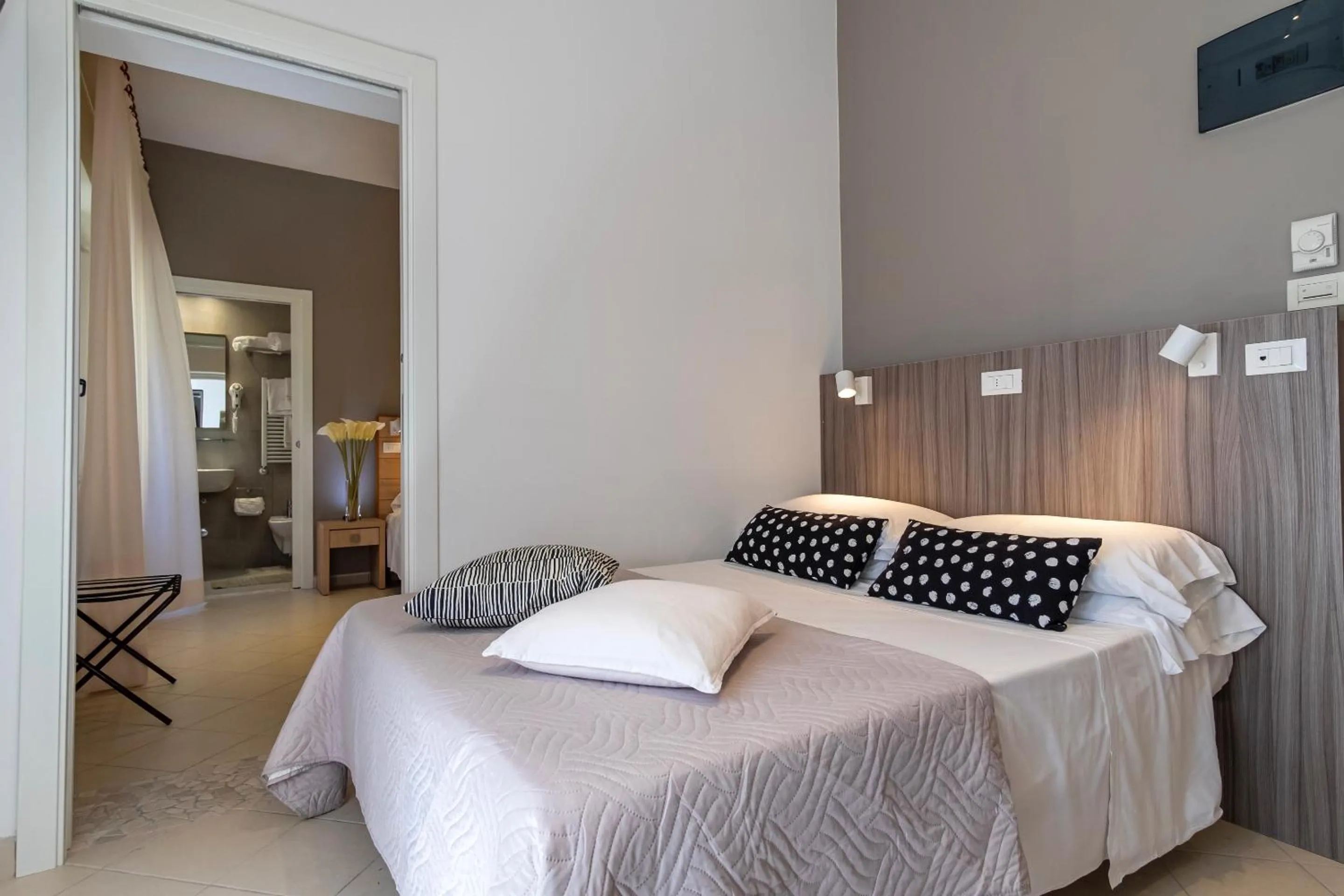 Bed in Hotel Mocambo Riccione CENTRALISSIMO AL MARE