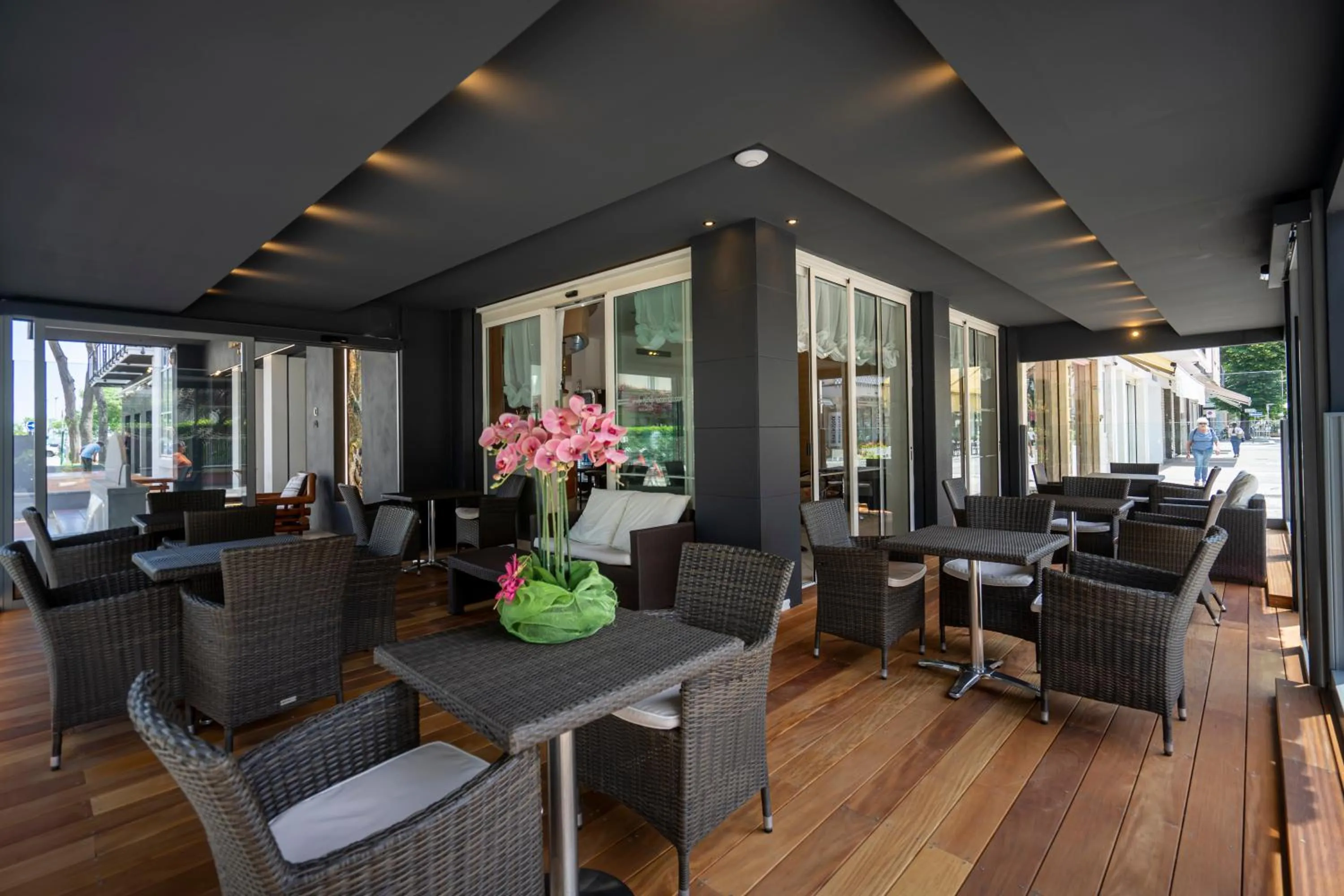 Property building in Hotel Mocambo Riccione CENTRALISSIMO AL MARE