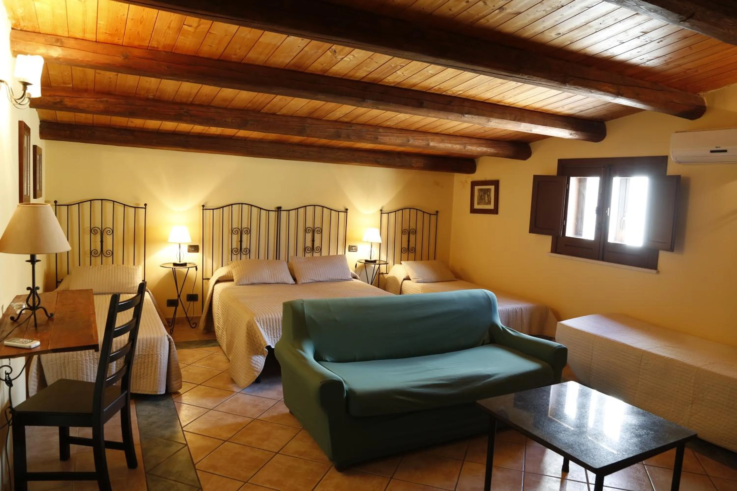Photo of the whole room in Albergo La Fontanella