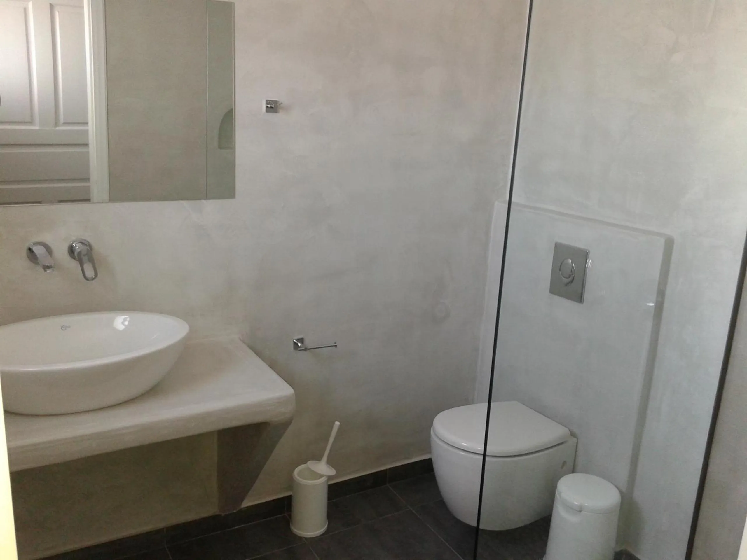 Bathroom in Argiris Studios