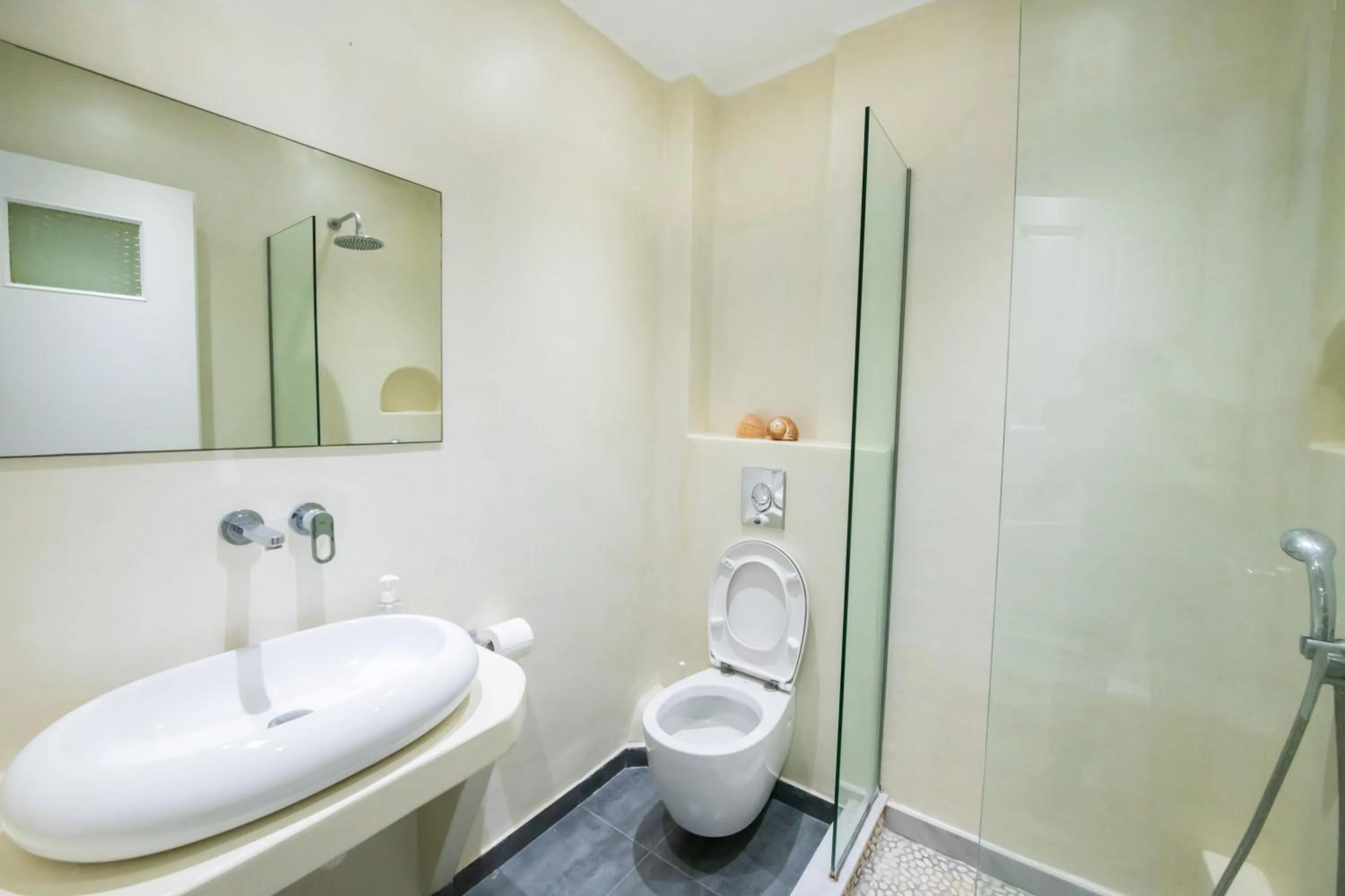 Bathroom in Argiris Studios