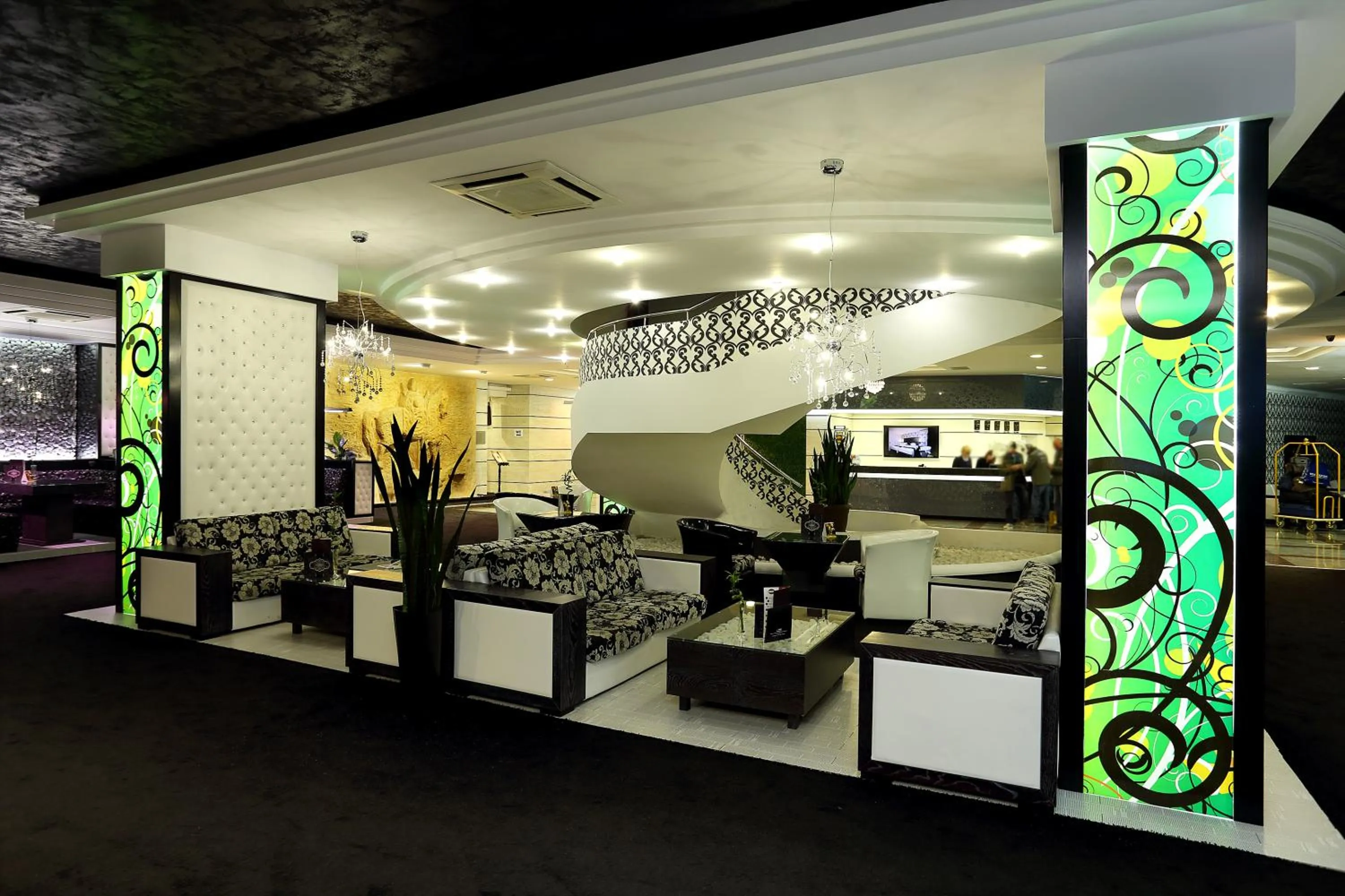 Restaurant/places to eat in Grand Hotel Shumen