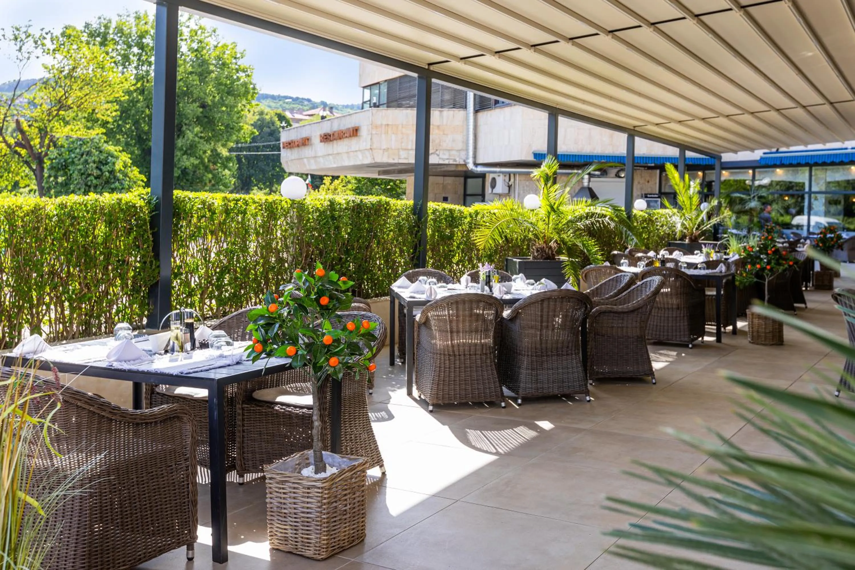 Restaurant/places to eat in Grand Hotel Shumen