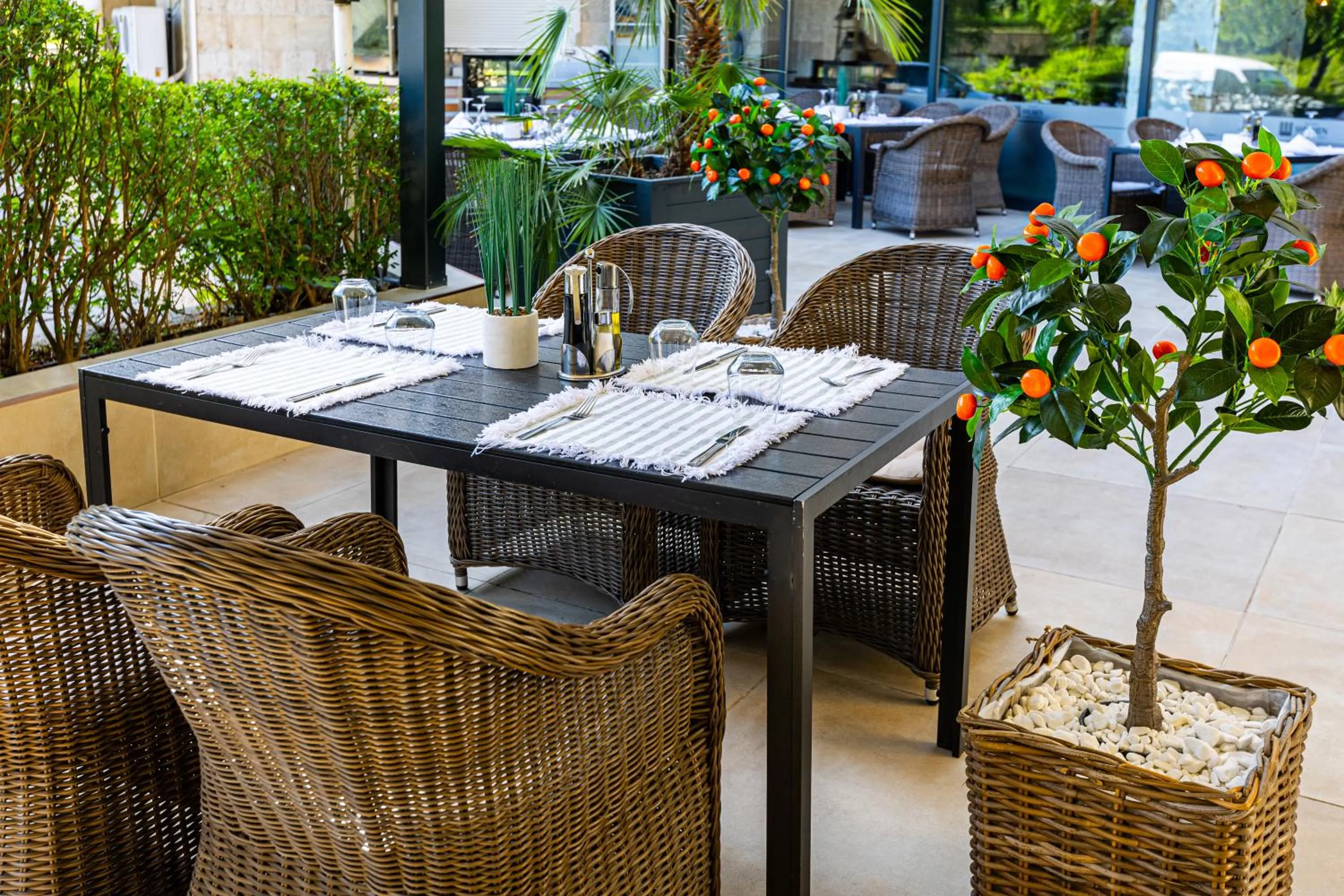 Restaurant/places to eat in Grand Hotel Shumen