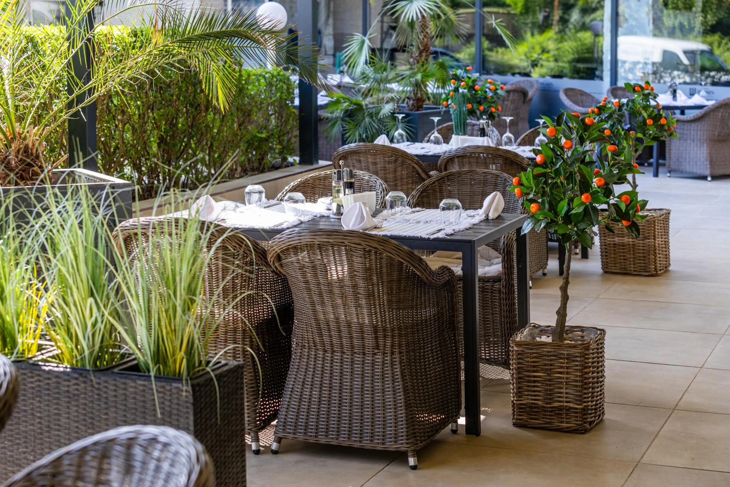 Restaurant/places to eat in Grand Hotel Shumen