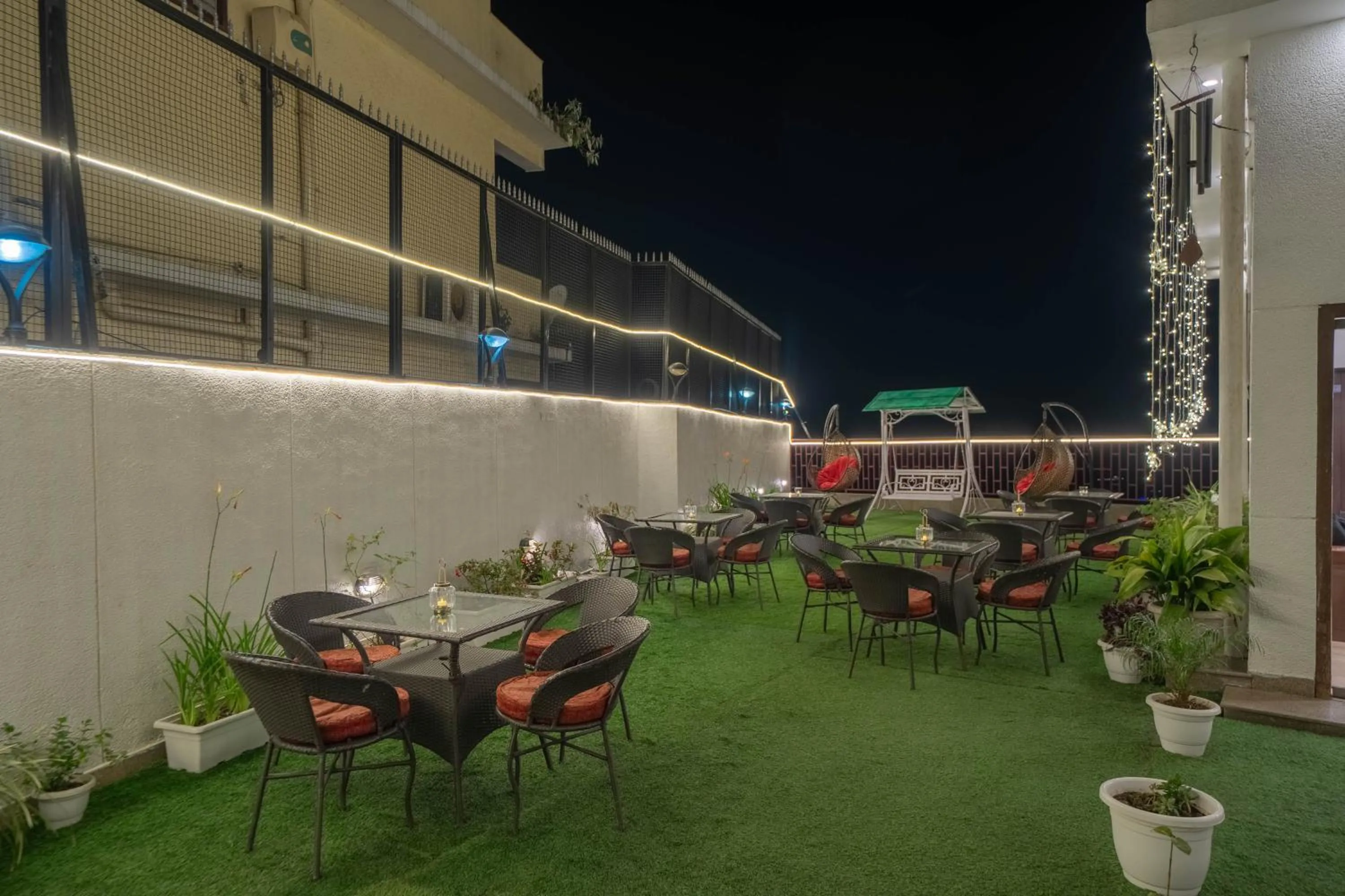 Garden in Perfectstayz Premium The Pride at mall road