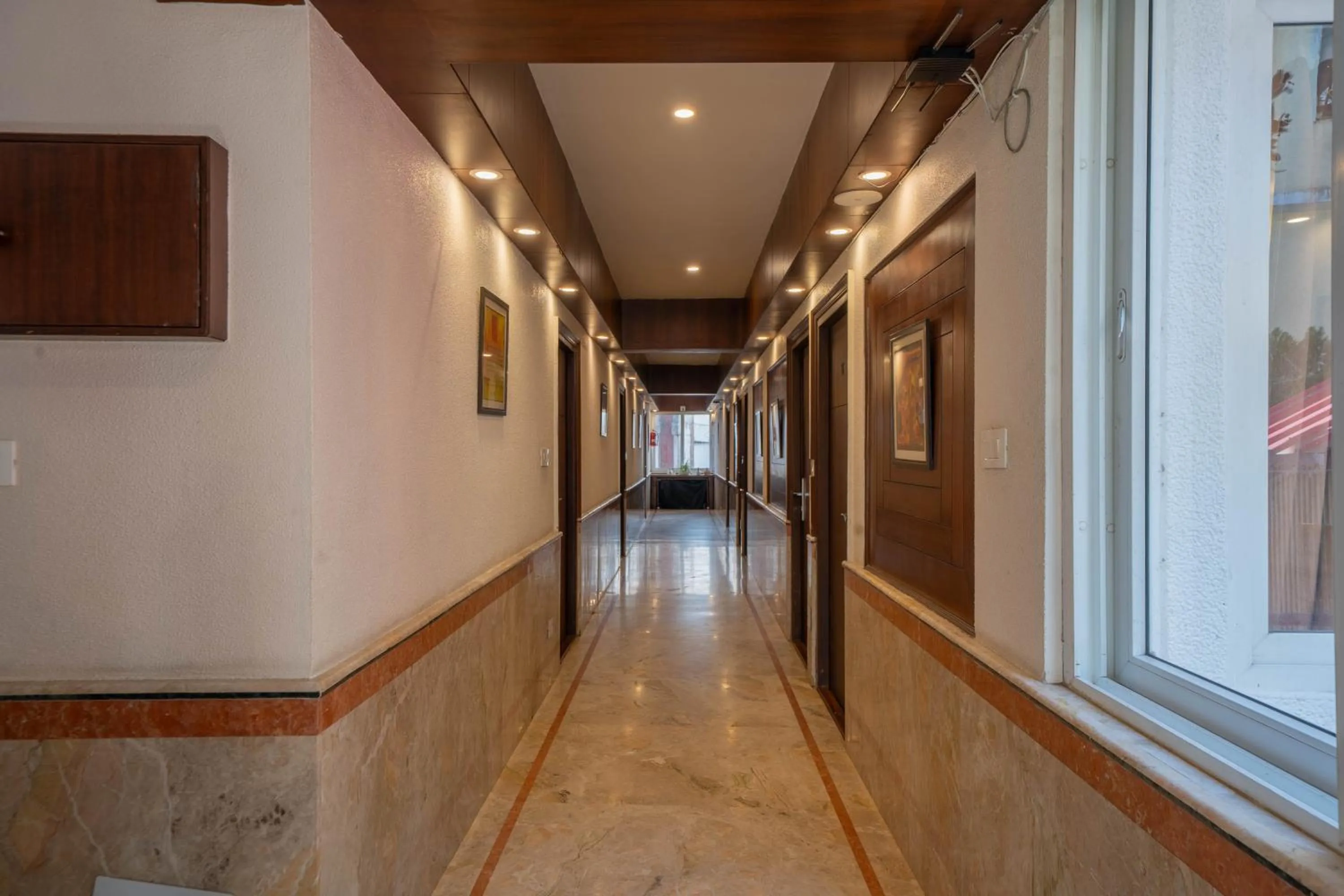 Lobby or reception in Perfectstayz Premium The Pride at mall road