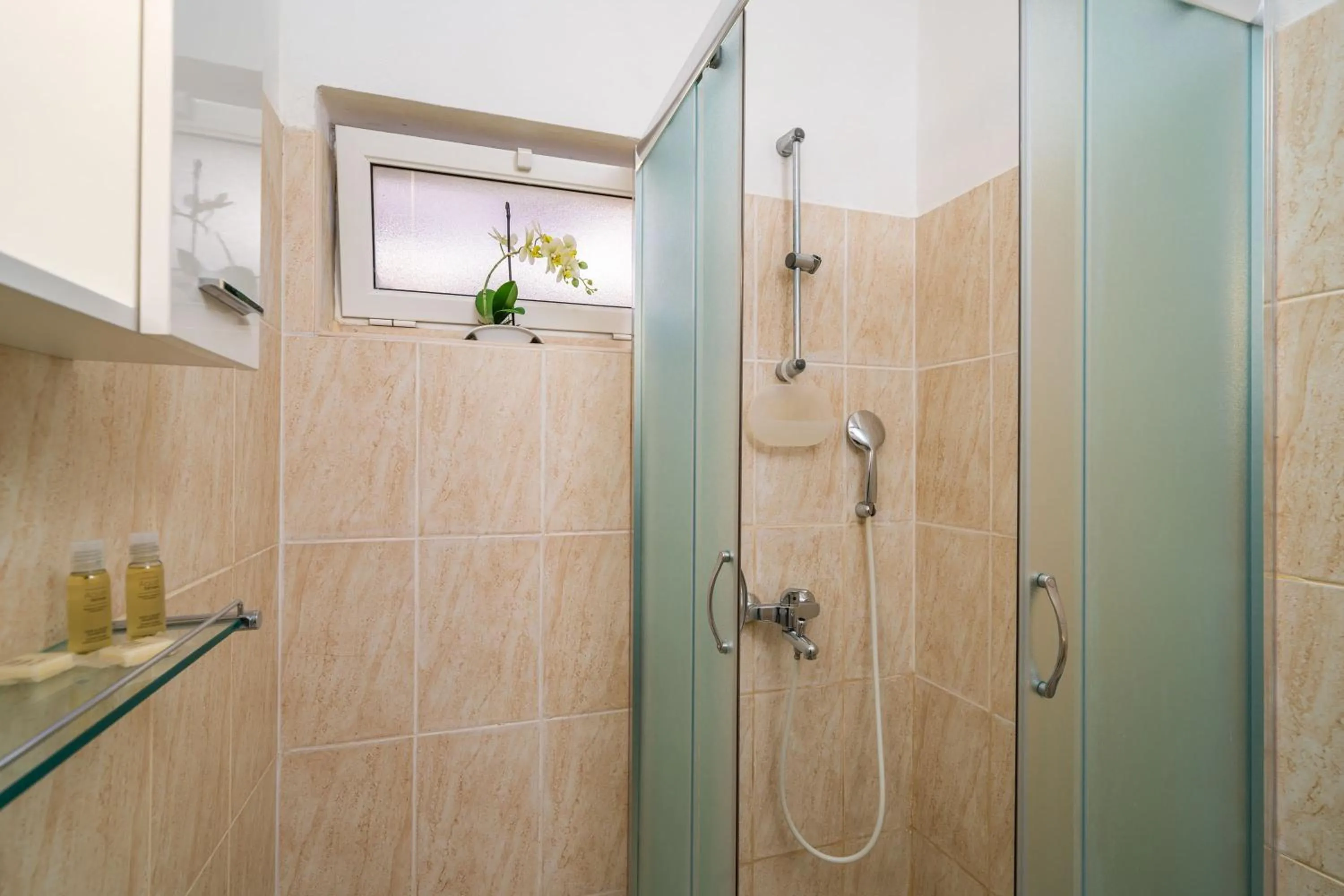 Bathroom in Apartments Senjo