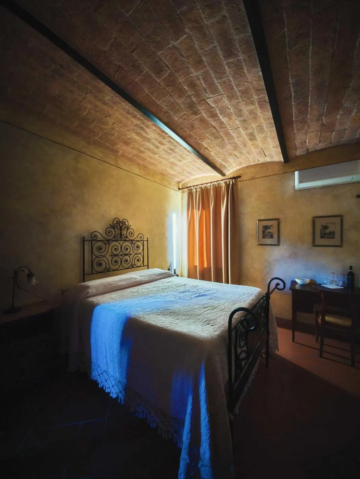 Bed in Rocca degli Olivi