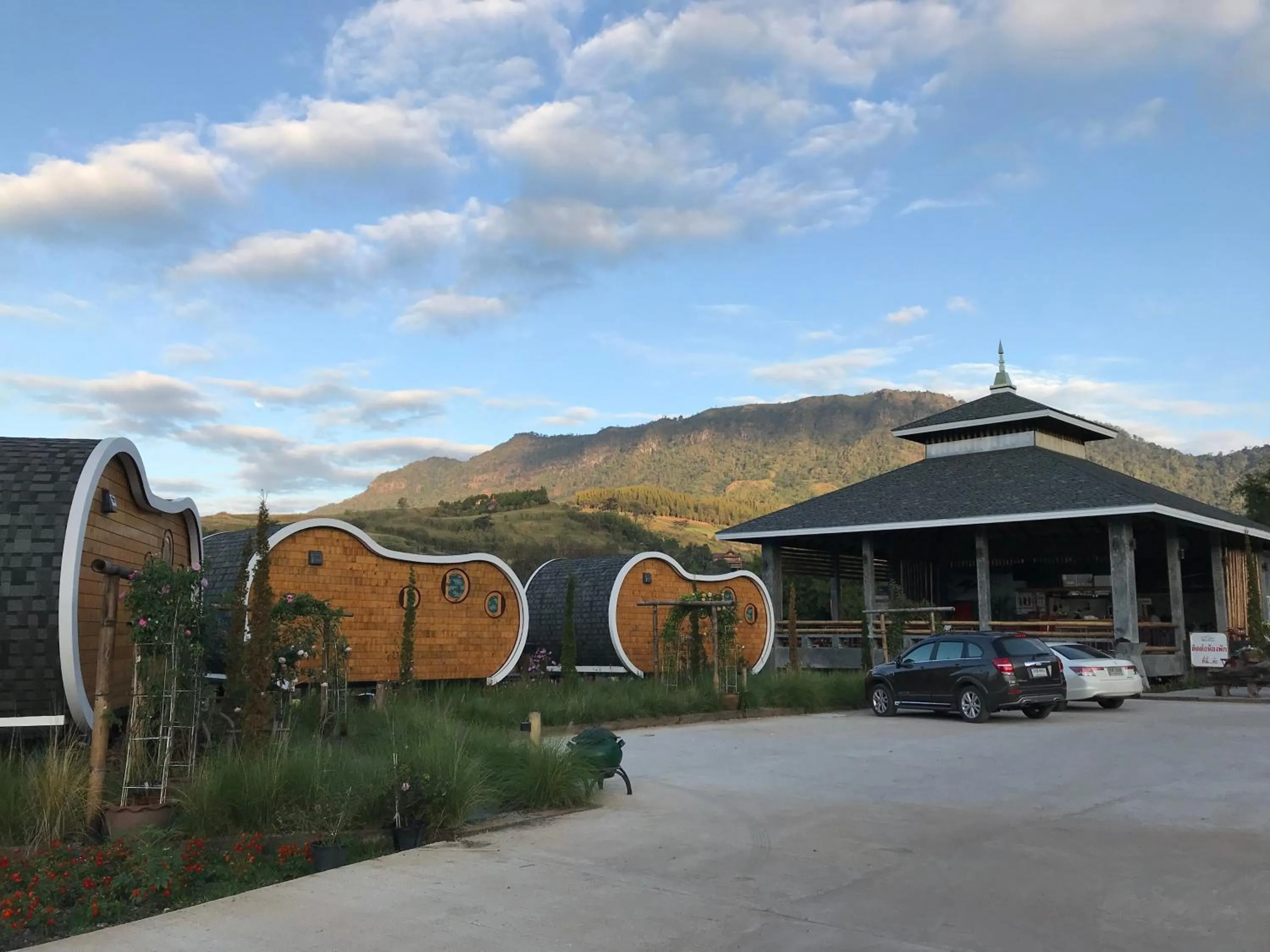 Parking in Kiri Pura Resort