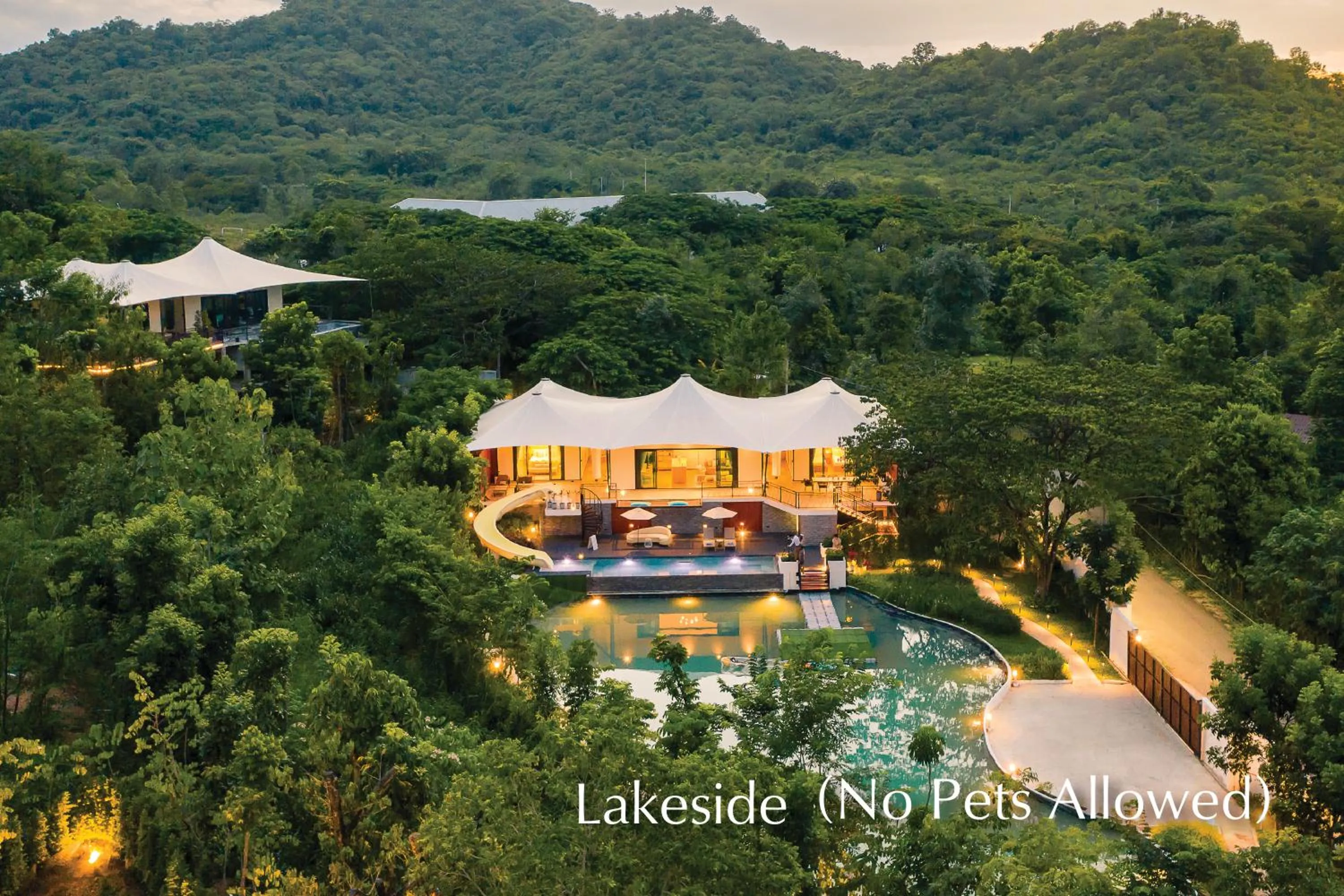 Swimming pool in Te Mata Glamping