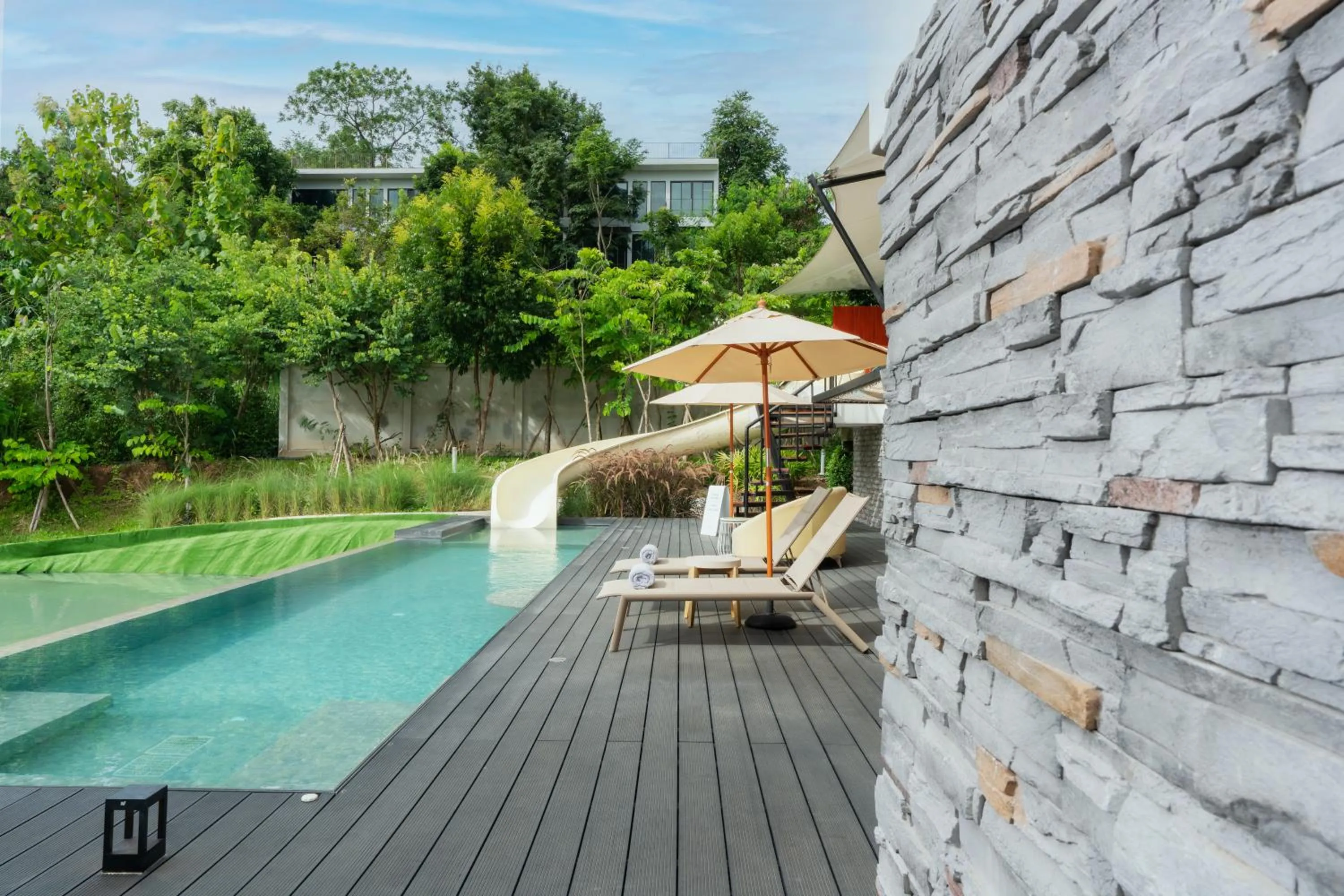 Patio in Te Mata Glamping