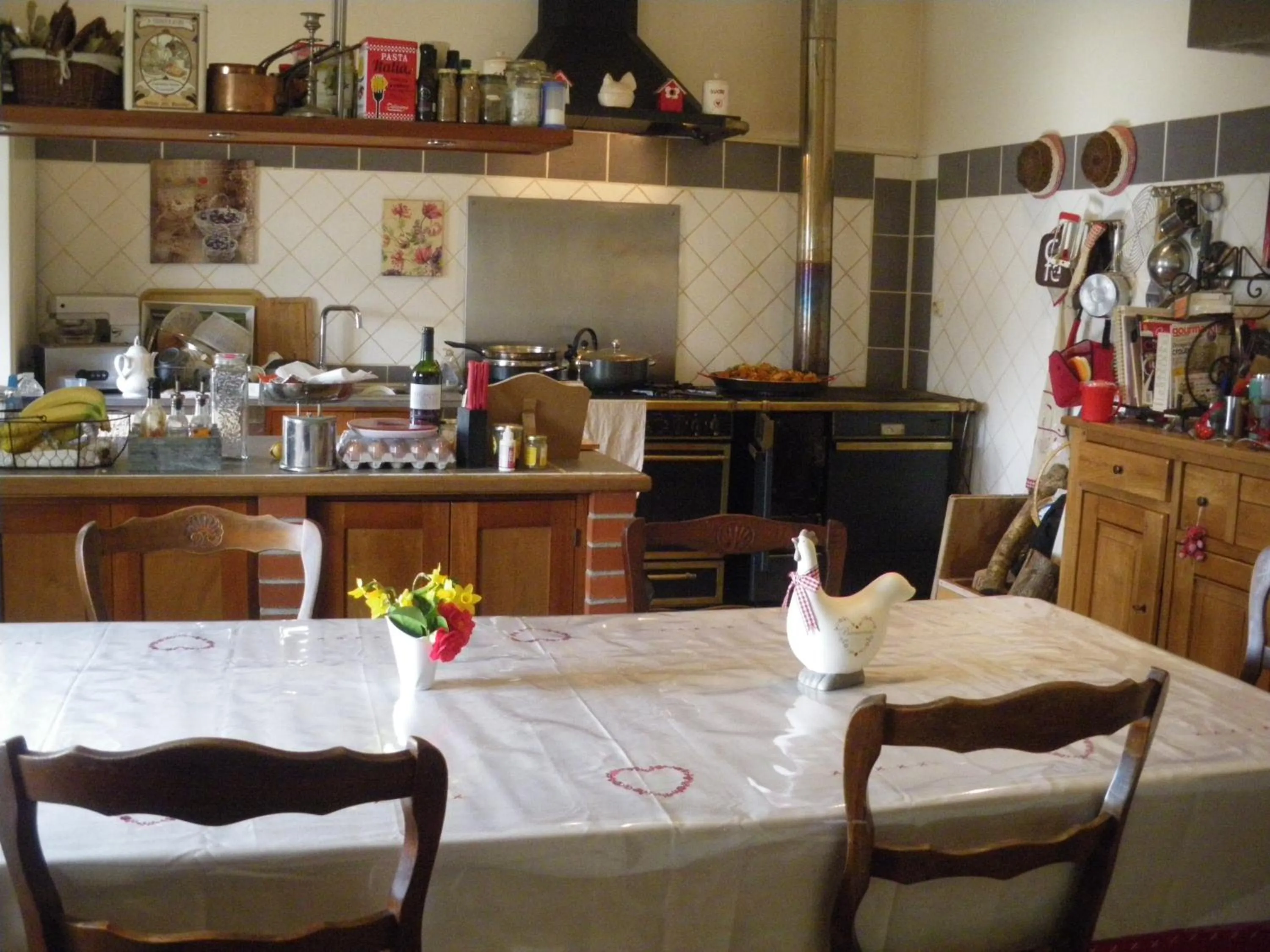 Kitchen or kitchenette in La Metairie du Pont