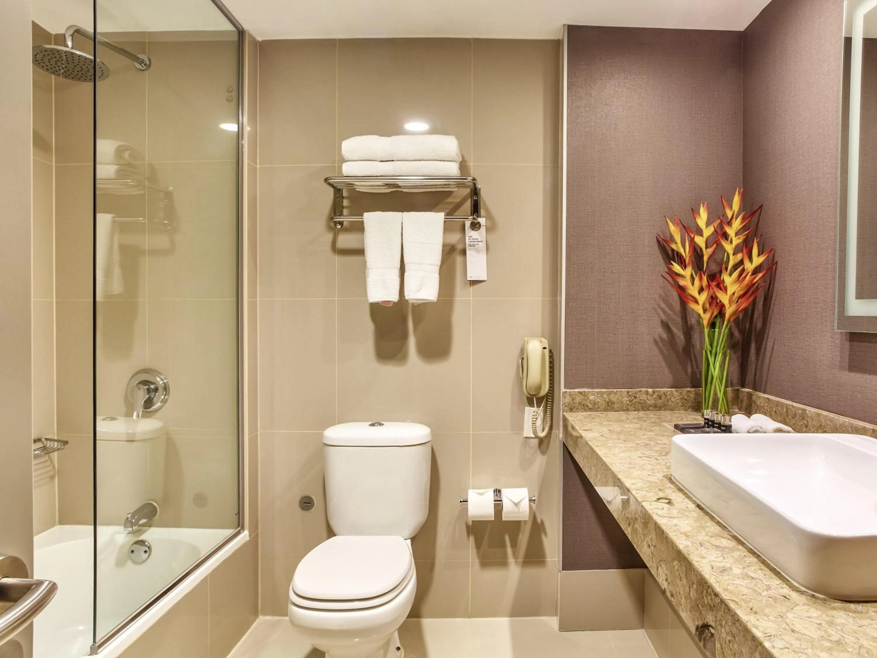 Bedroom in Pullman Lima San Isidro