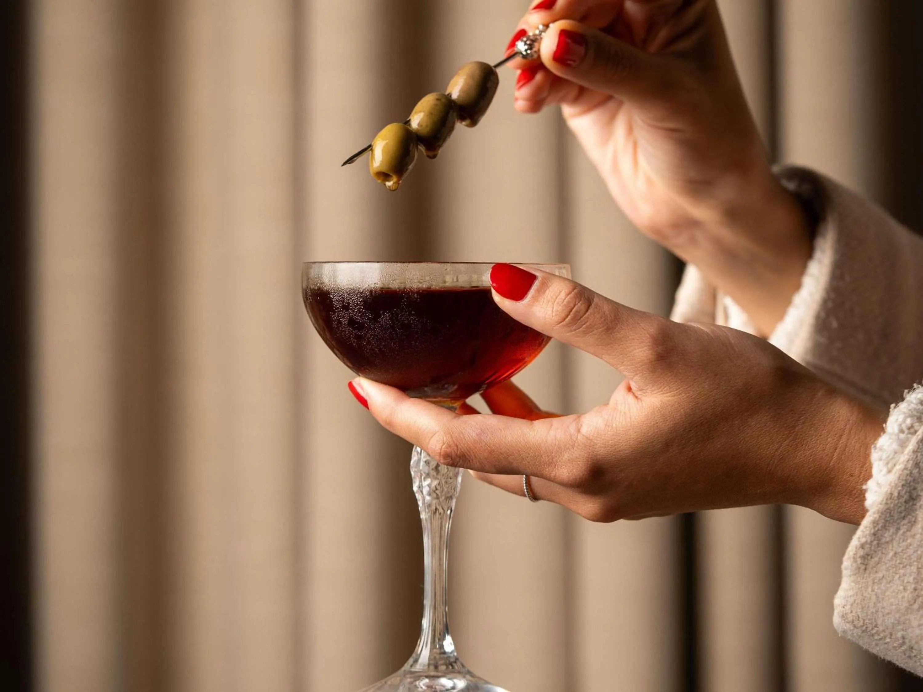 Lounge or bar in Pullman Lima San Isidro