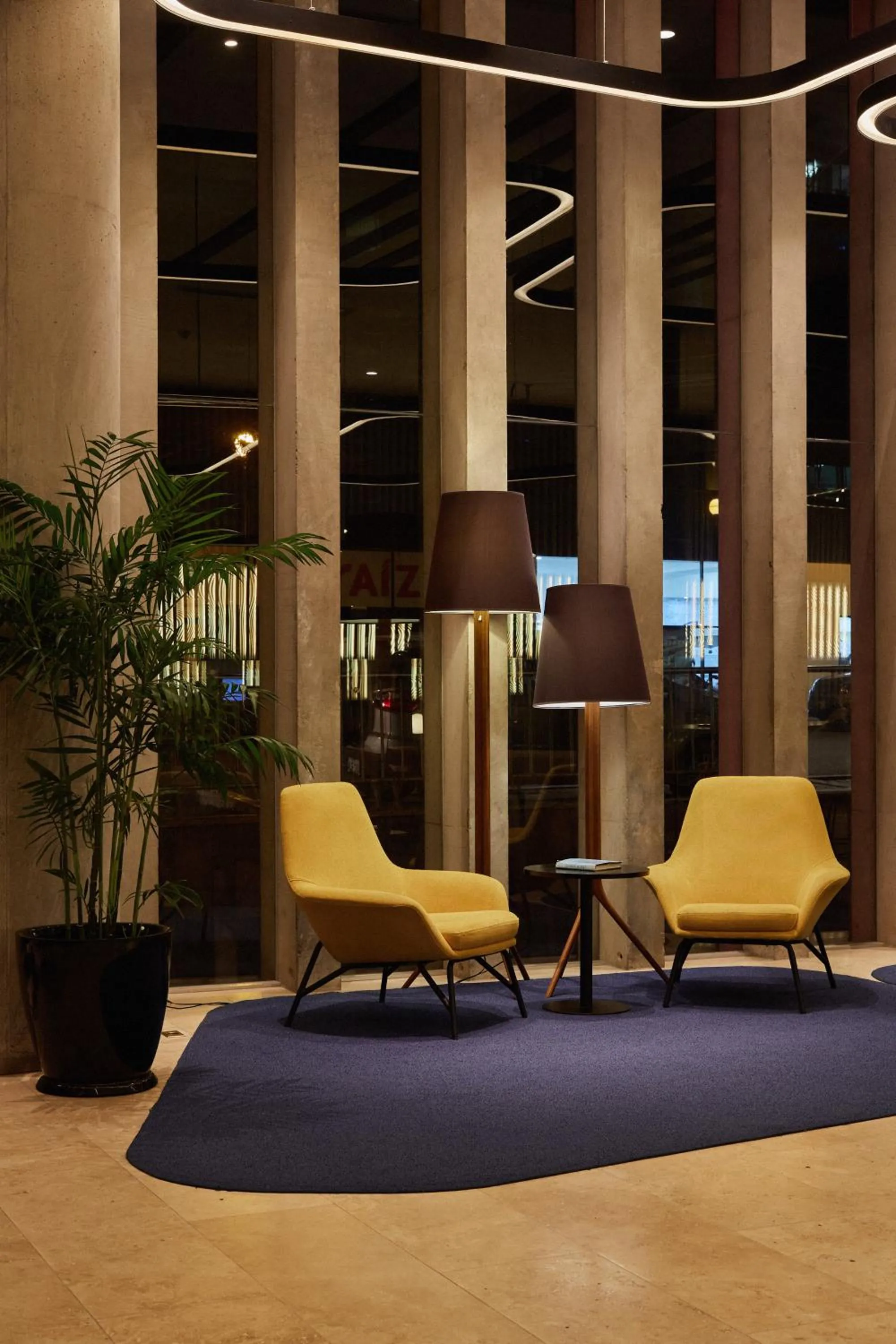 Lobby or reception in Pullman Lima San Isidro