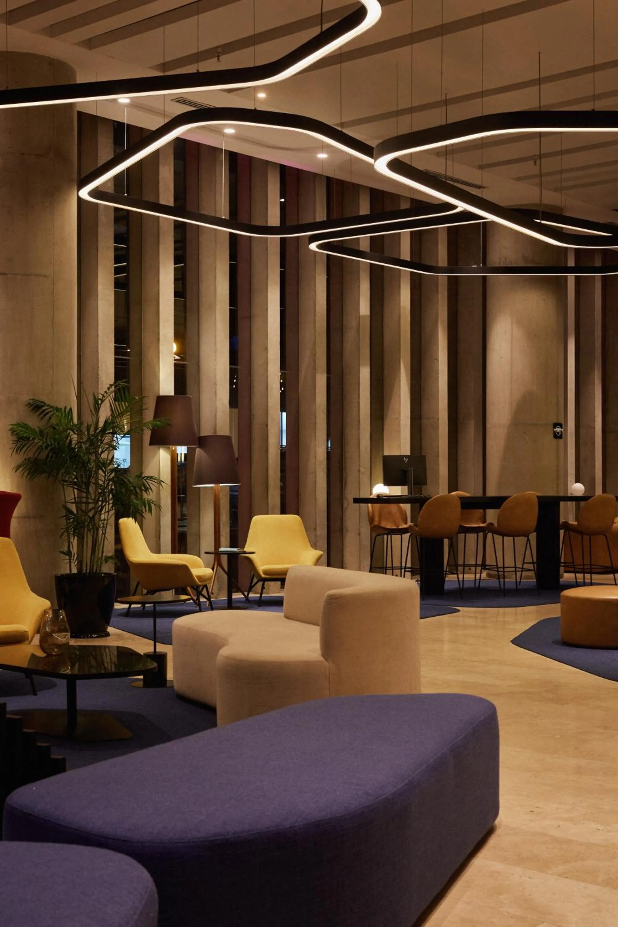 Lobby or reception in Pullman Lima San Isidro