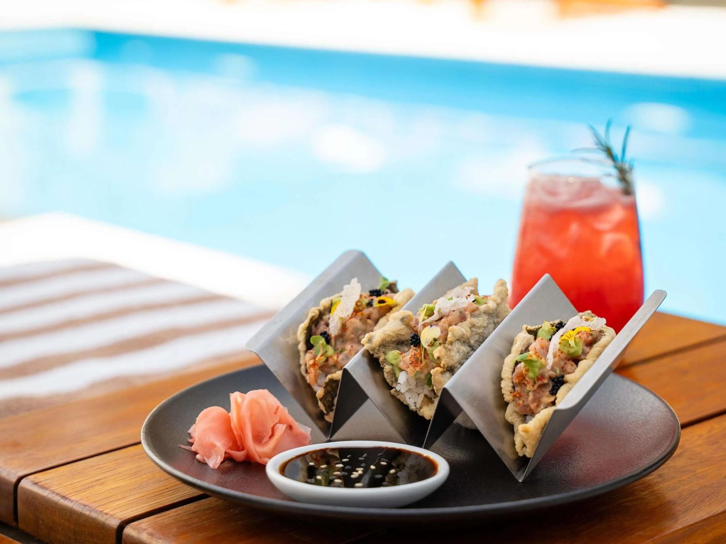 Pool view in Pullman Lima San Isidro