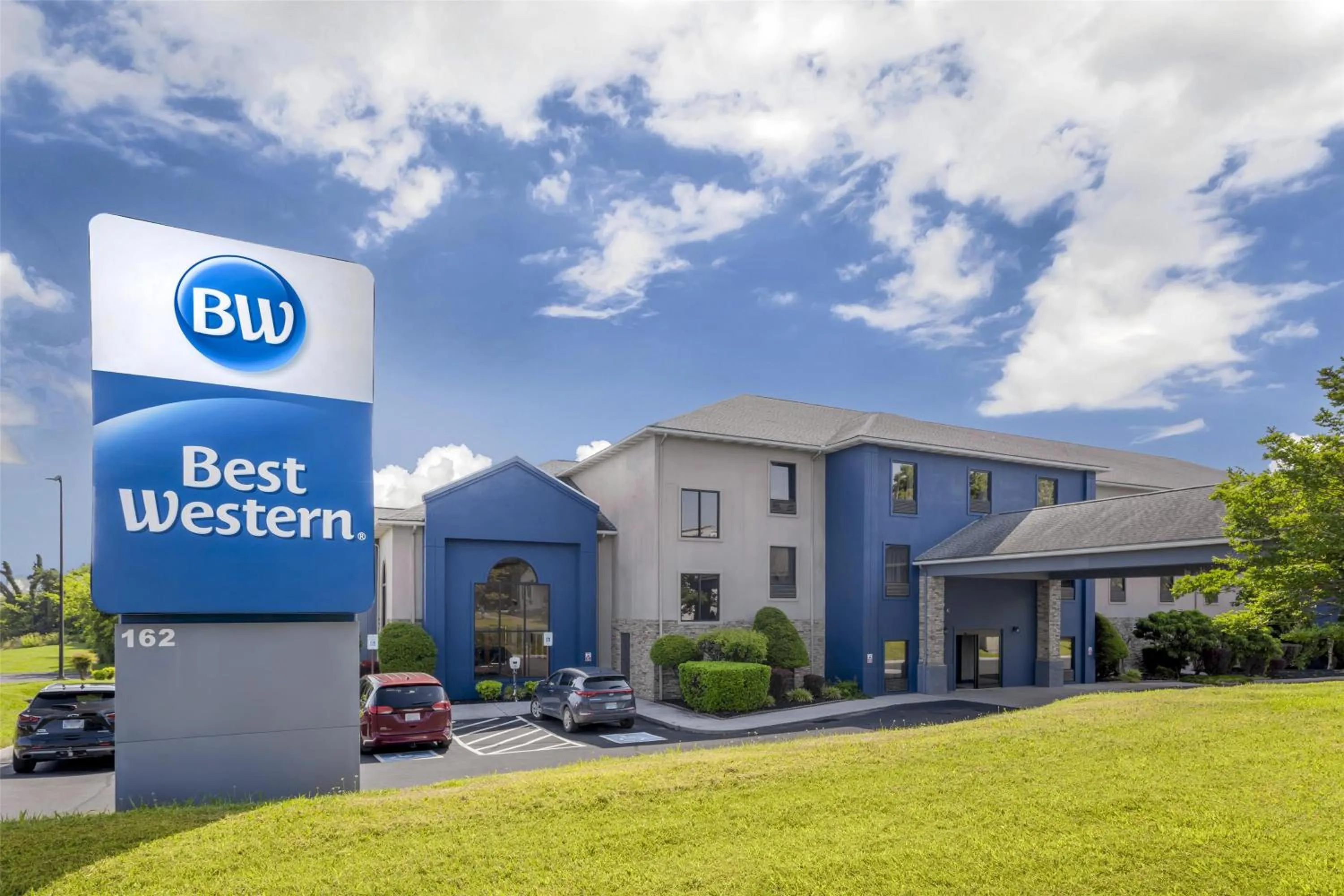 Property building in Best Western Knoxville Airport / Alcoa, TN