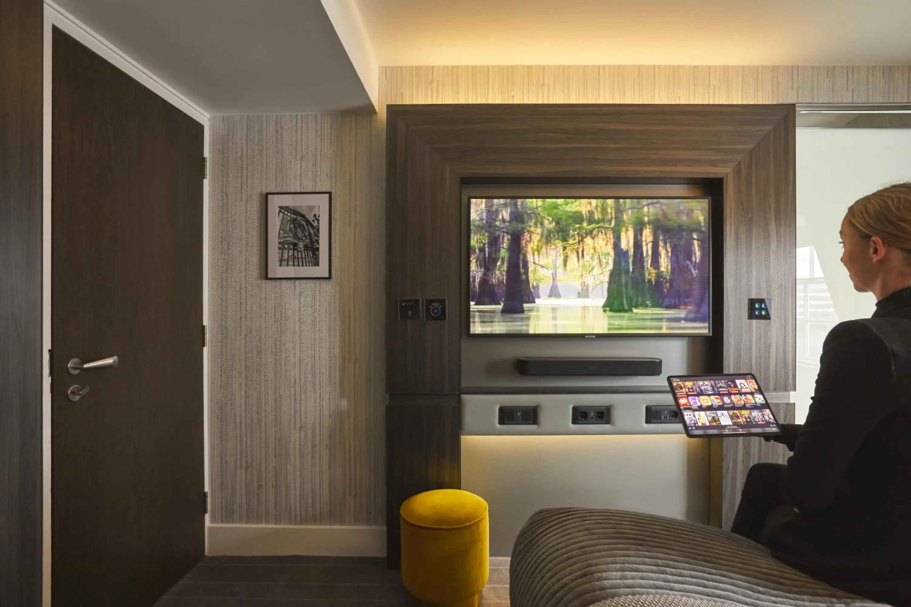 Bedroom in Eccleston Square Hotel