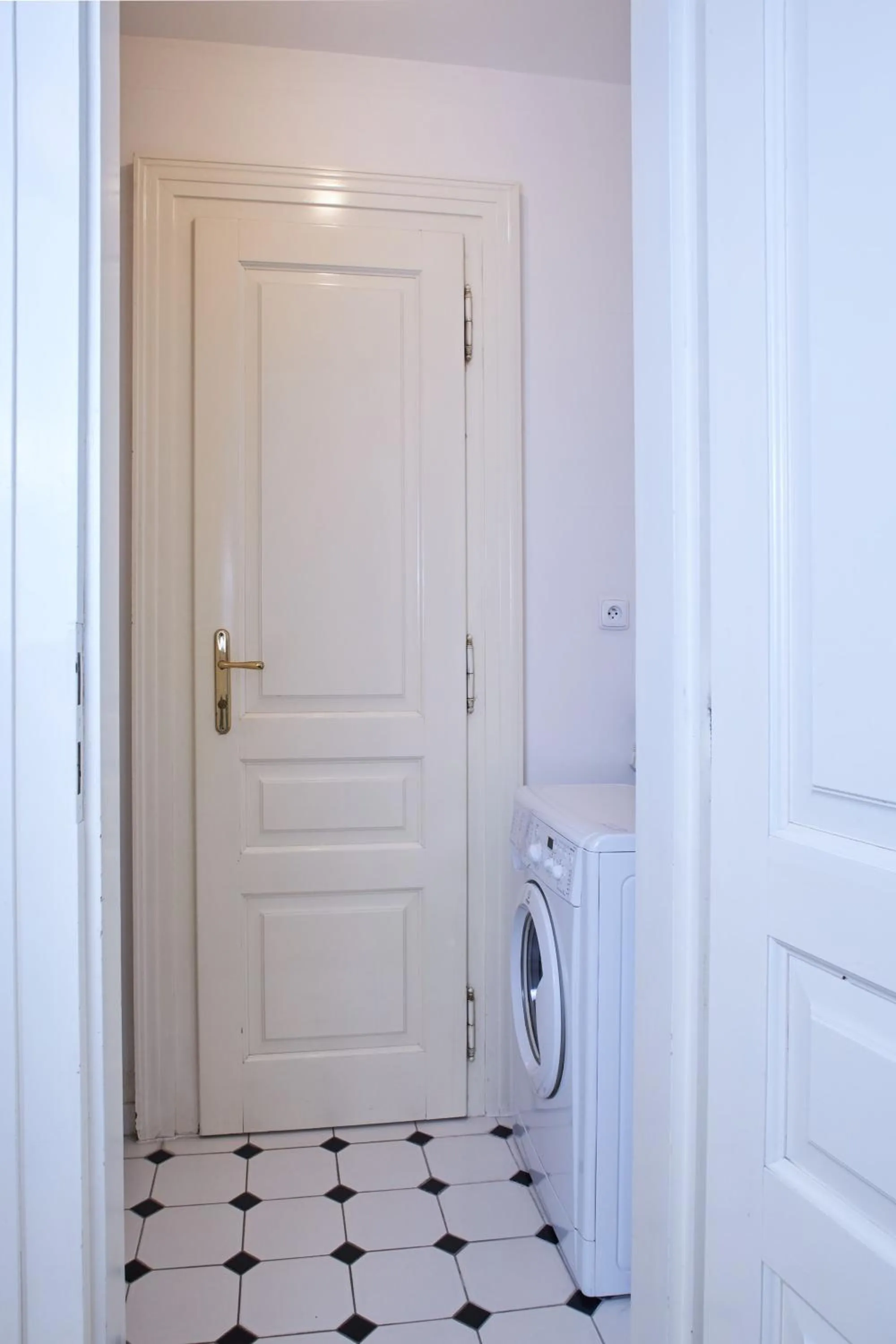 washing machine in Charles Bridge Premium Residence