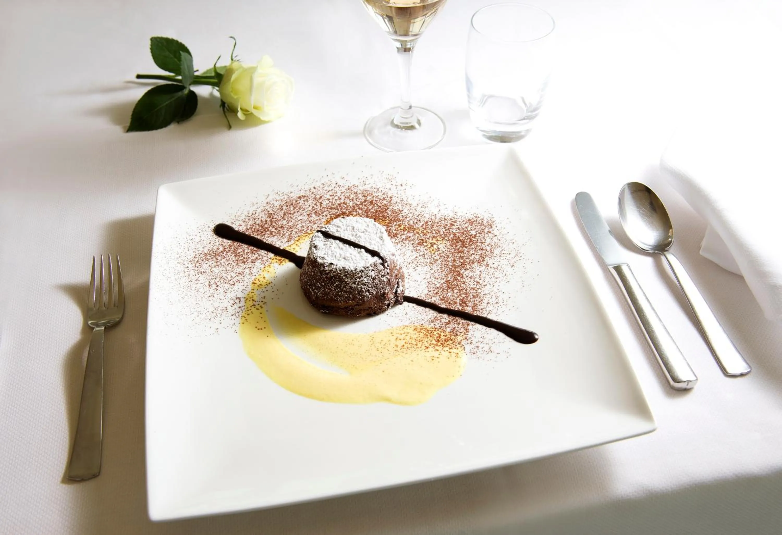 Restaurant/places to eat in UNA HOTELS Imperial Beach Hotel