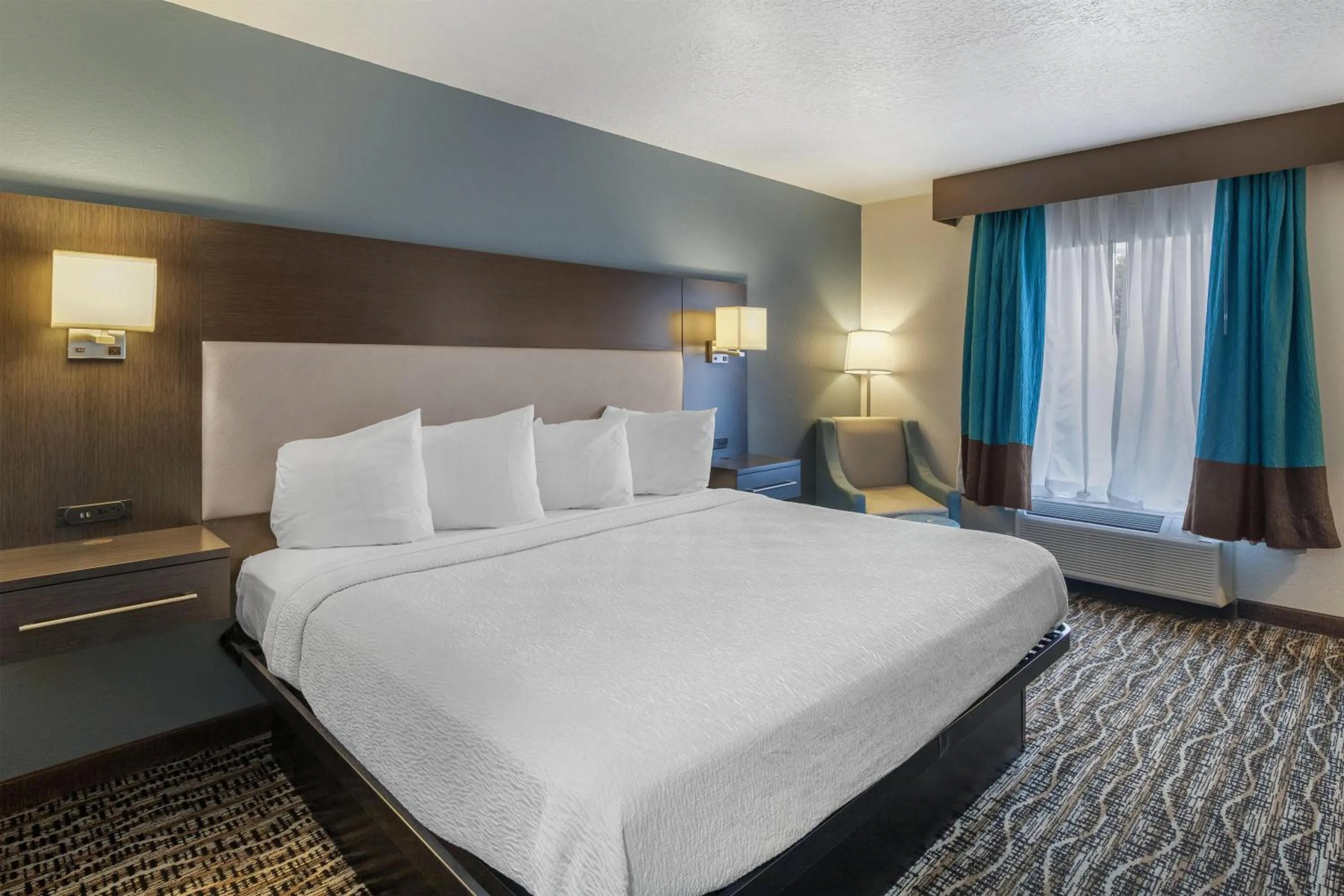 Bedroom, Bed in Best Western Waldo Inn & Suites