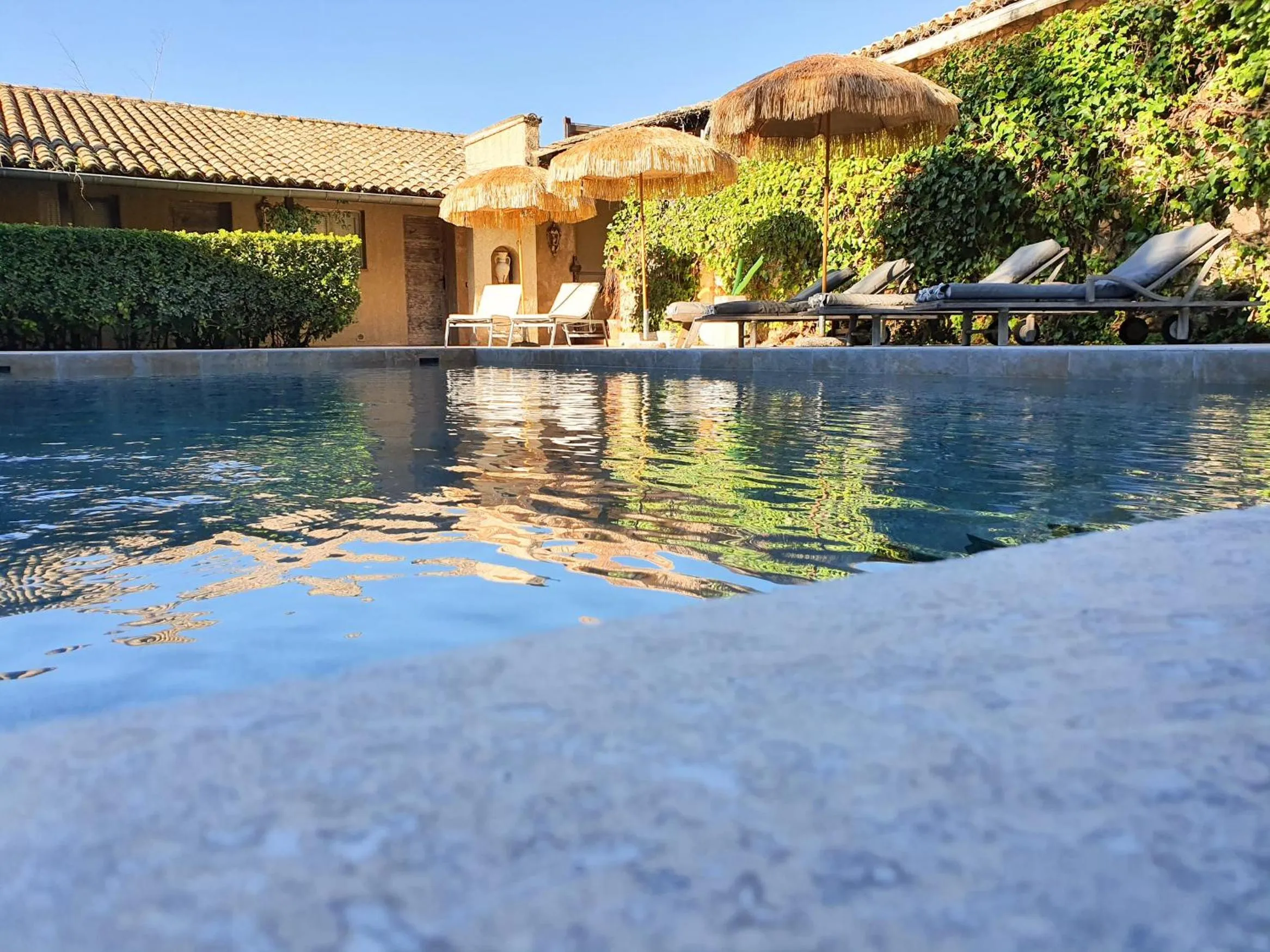 Swimming pool in Le Mas de Mougins