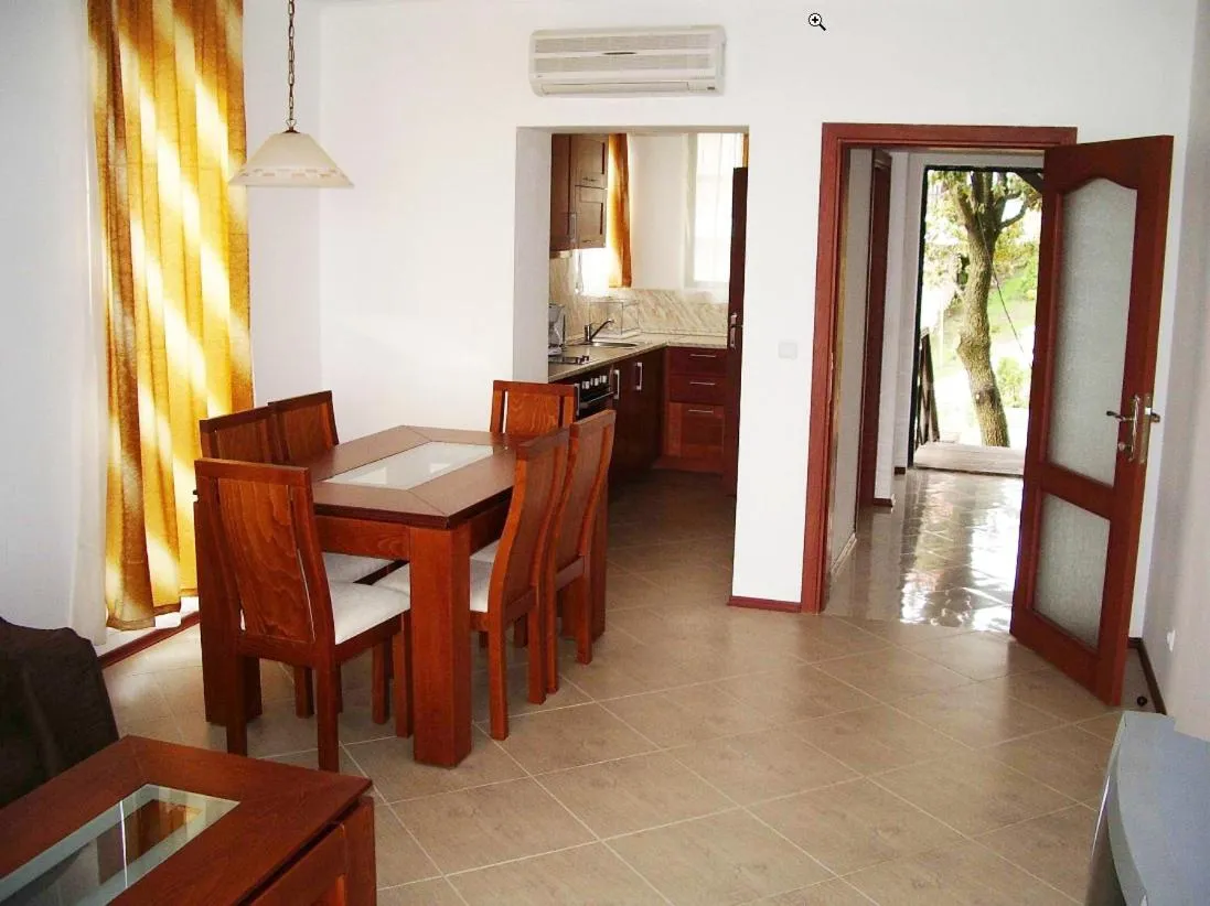 Dining area in Bay View Villas - Luxury Villas & Apartments