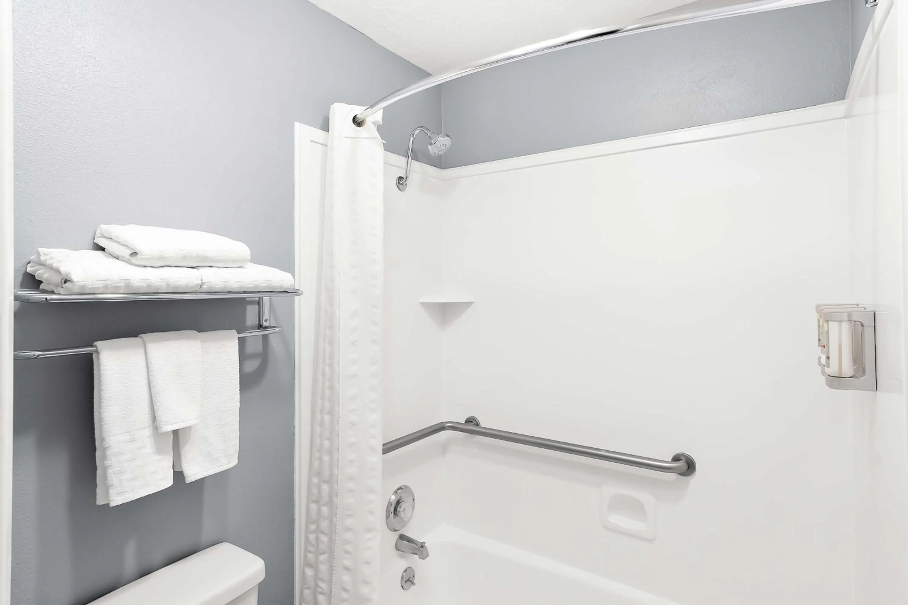 Bathroom in Best Western Pocatello Inn