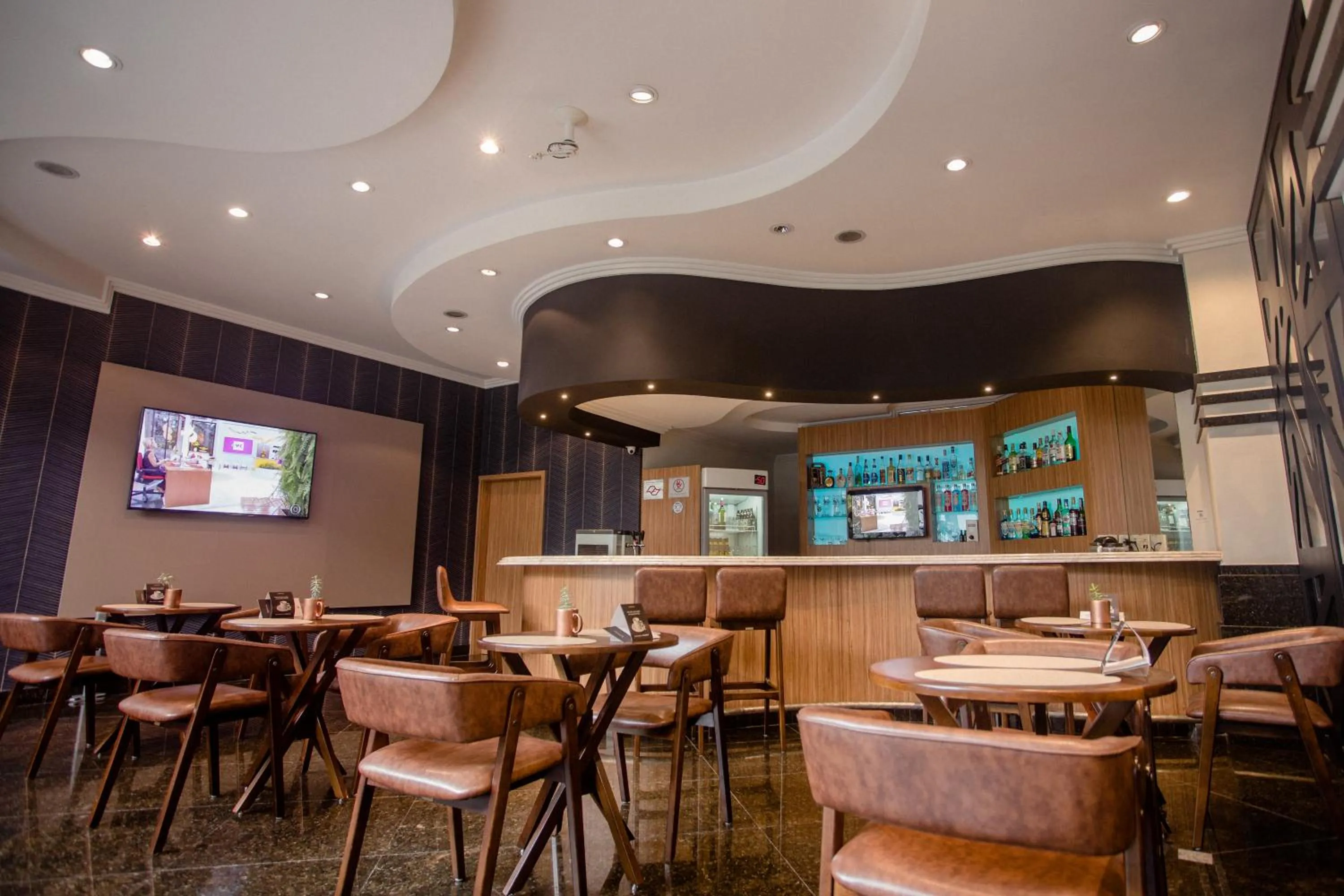 Lounge or bar in Grand Hotel Royal Sorocaba by Atlantica