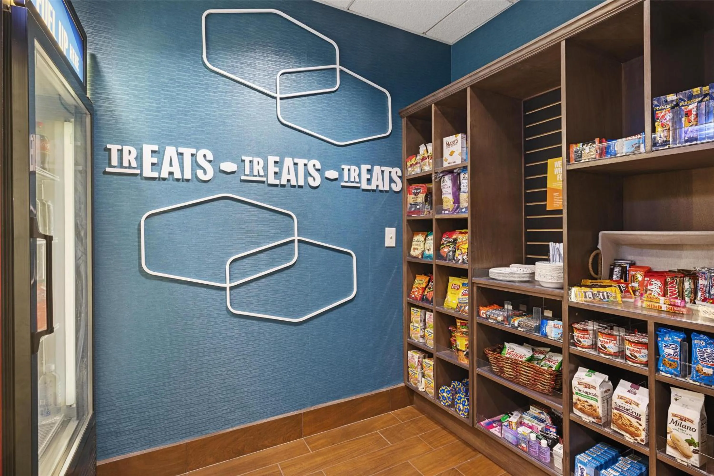 Restaurant/places to eat in Hampton Inn & Suites Madera