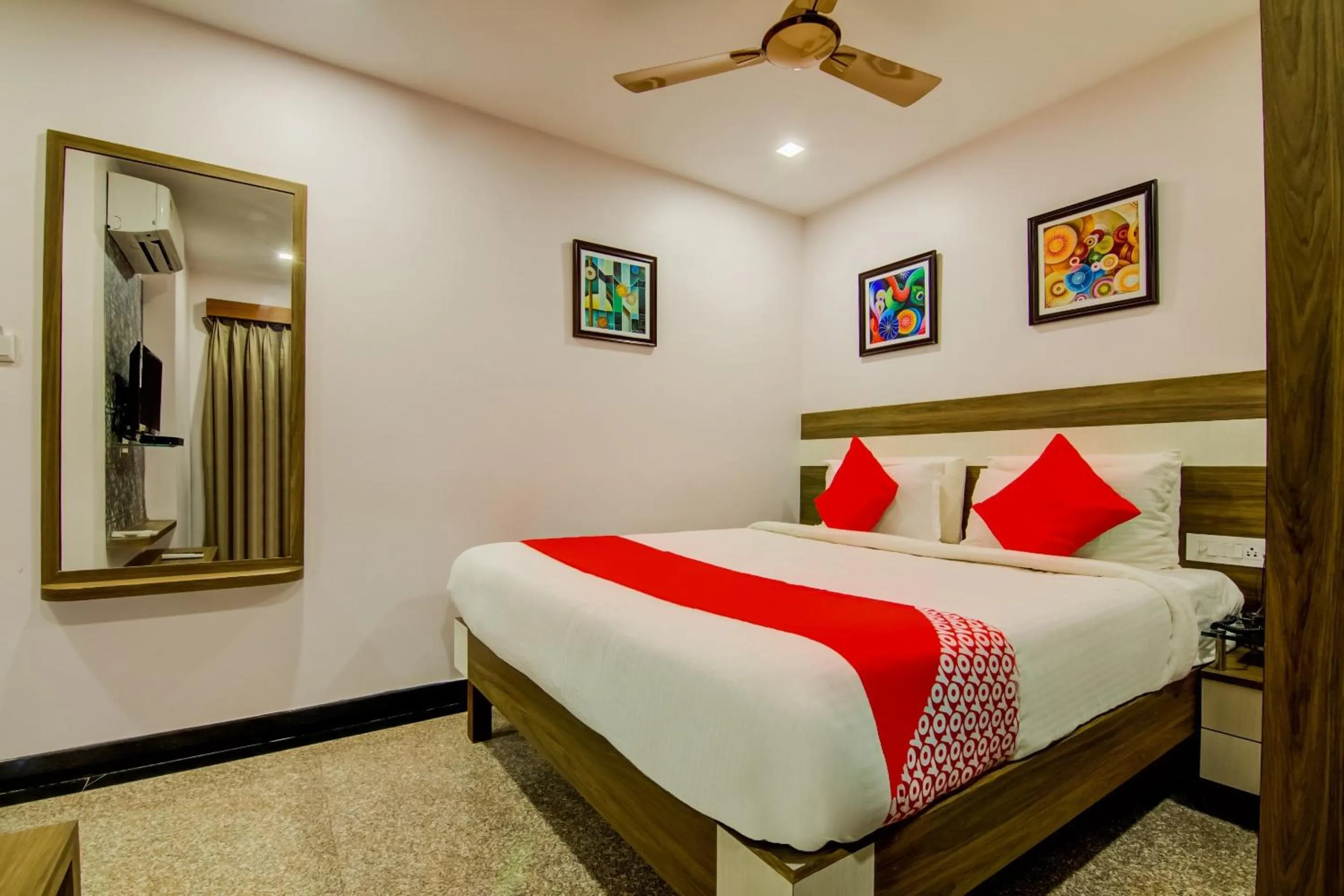 Bedroom, Bed in Super Capital O Pratibha Grand