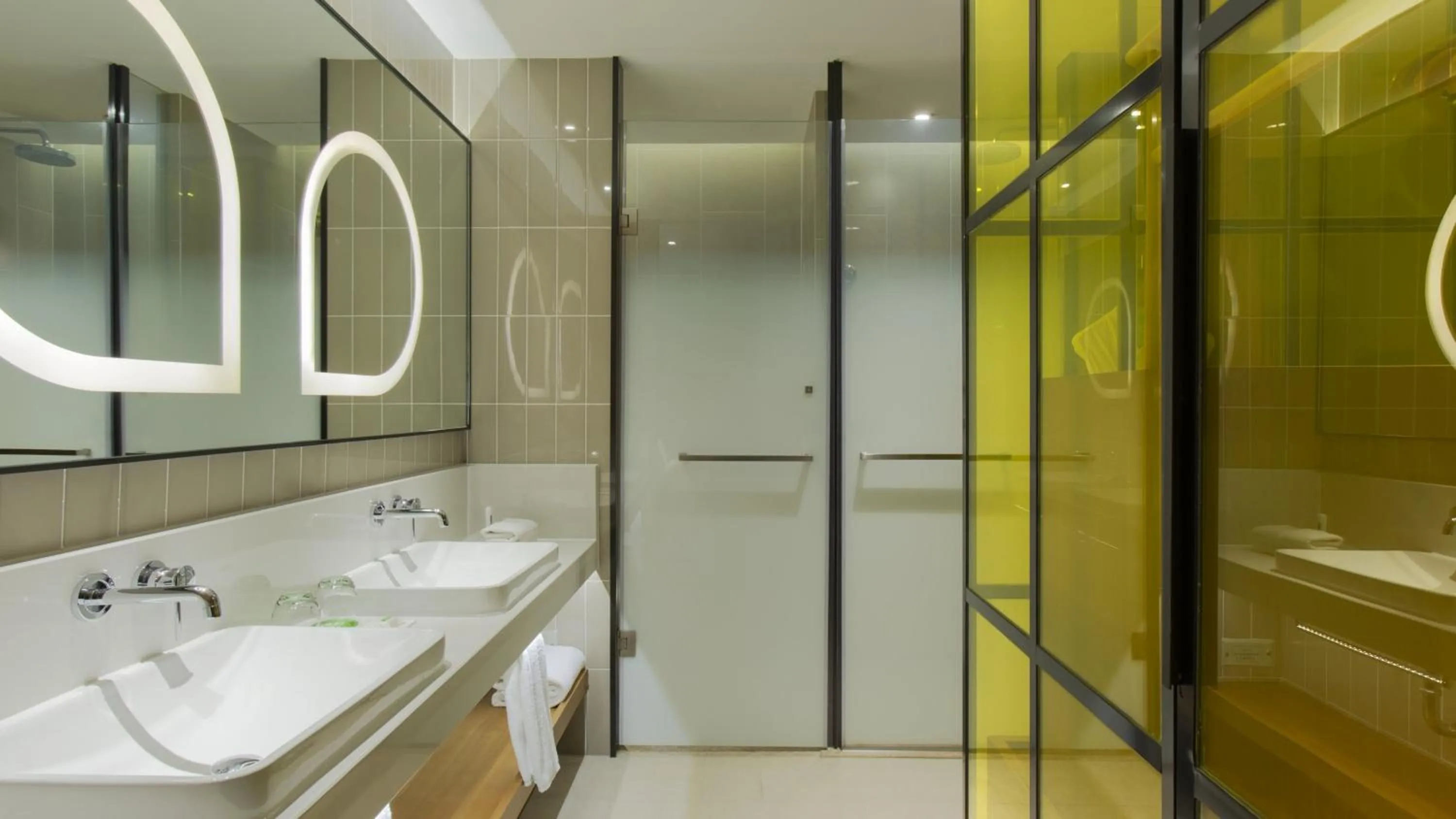 Bedroom in Holiday Inn & Suites Tianjin Downtown, an IHG Hotel