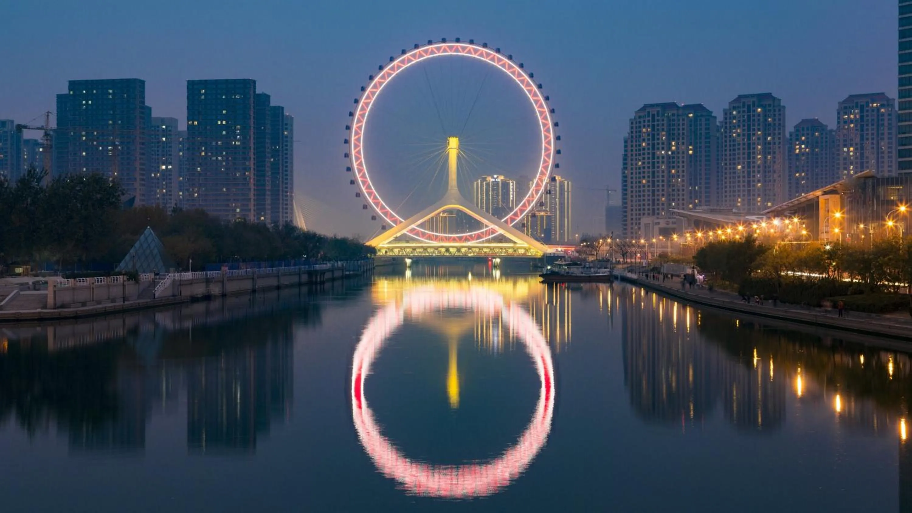 Nearby landmark in Holiday Inn & Suites Tianjin Downtown, an IHG Hotel