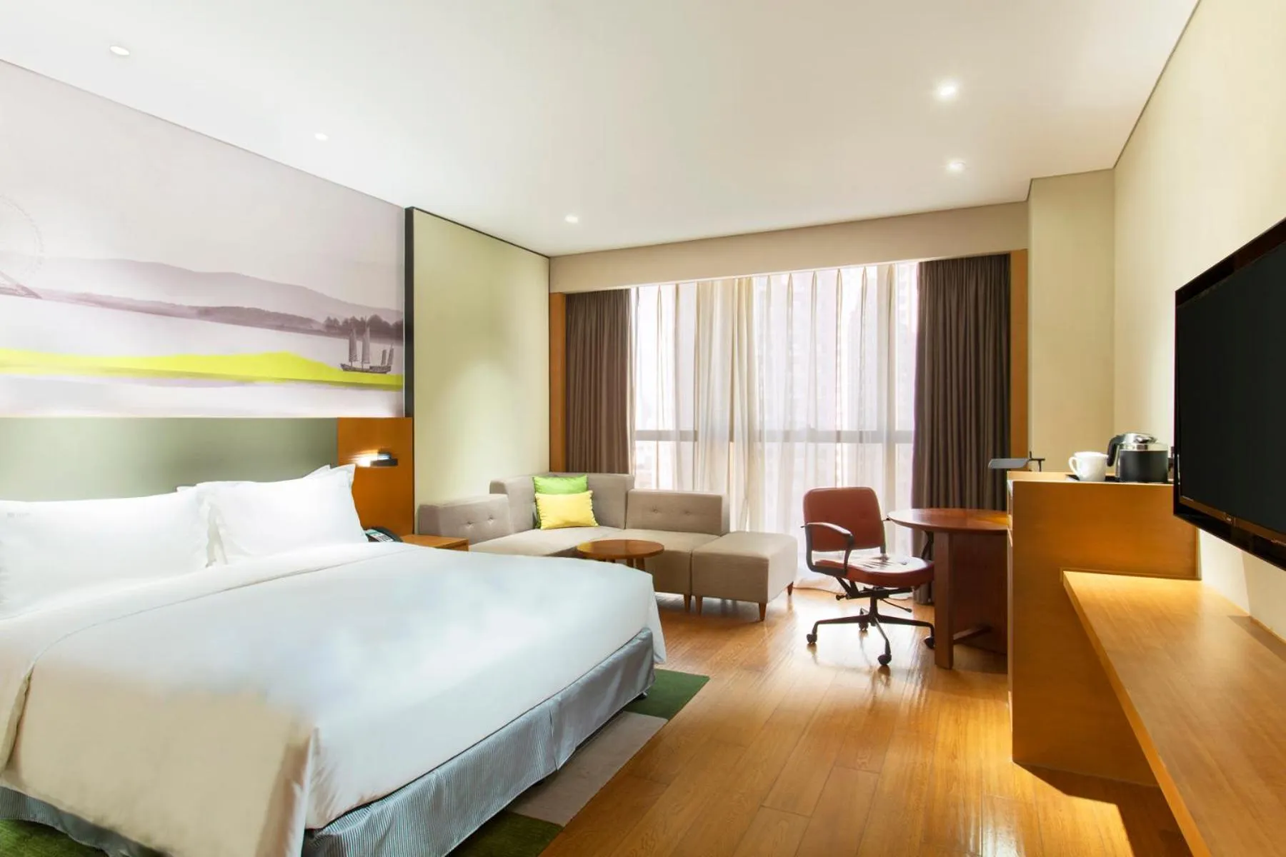Bedroom, Bed in Holiday Inn & Suites Tianjin Downtown, an IHG Hotel