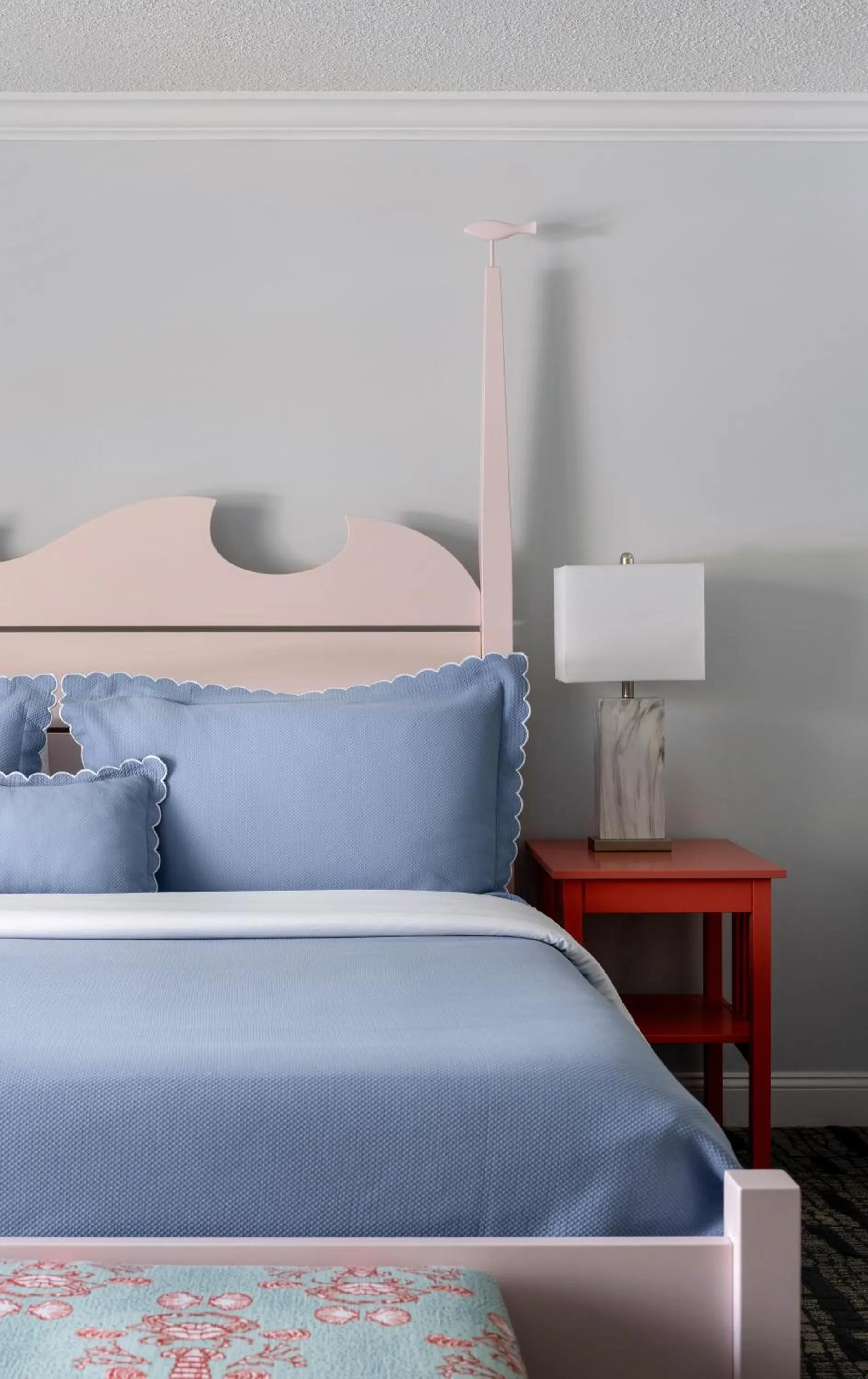 Bed in Southampton Inn