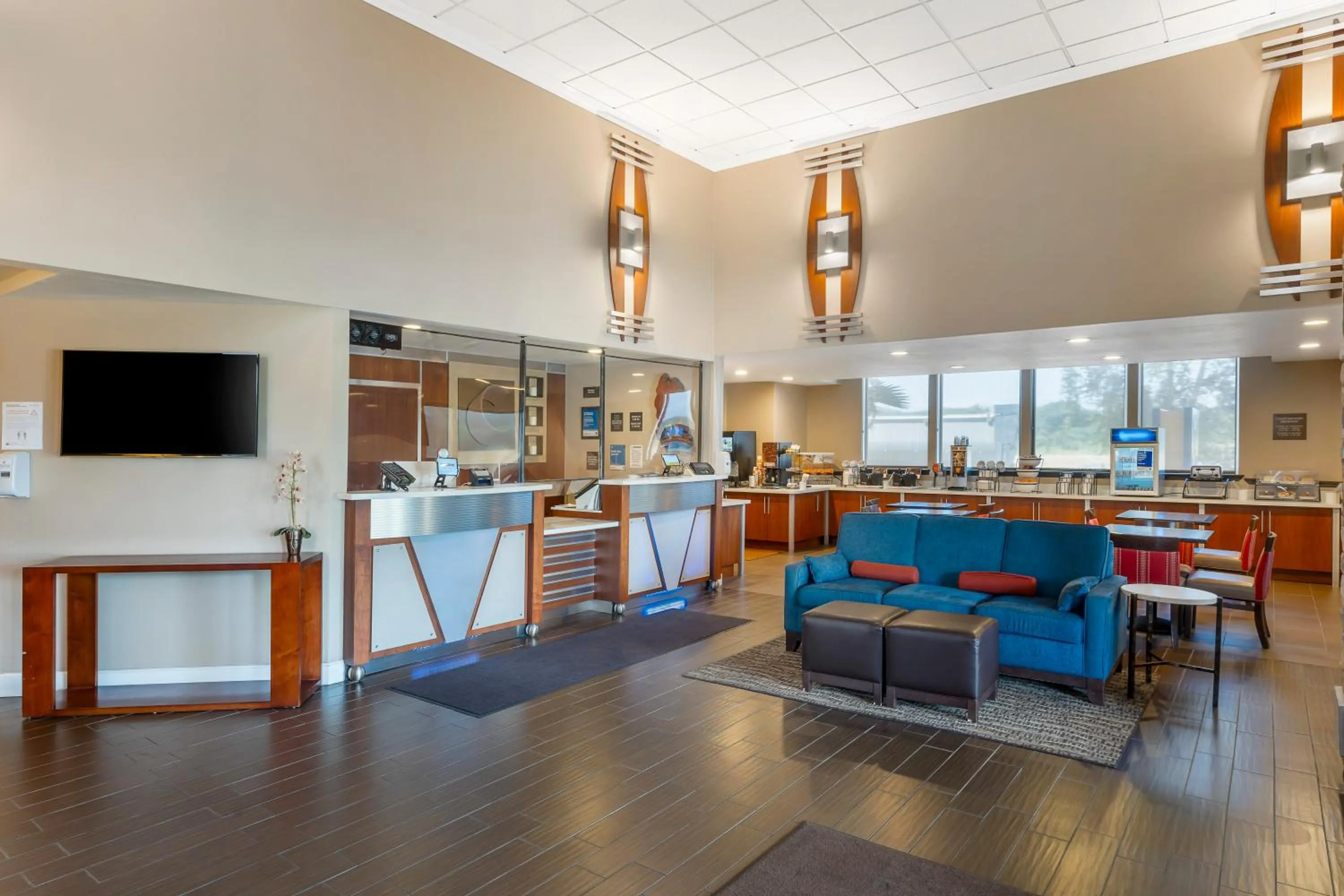 Lobby or reception in Comfort Inn & Suites Redwood Country