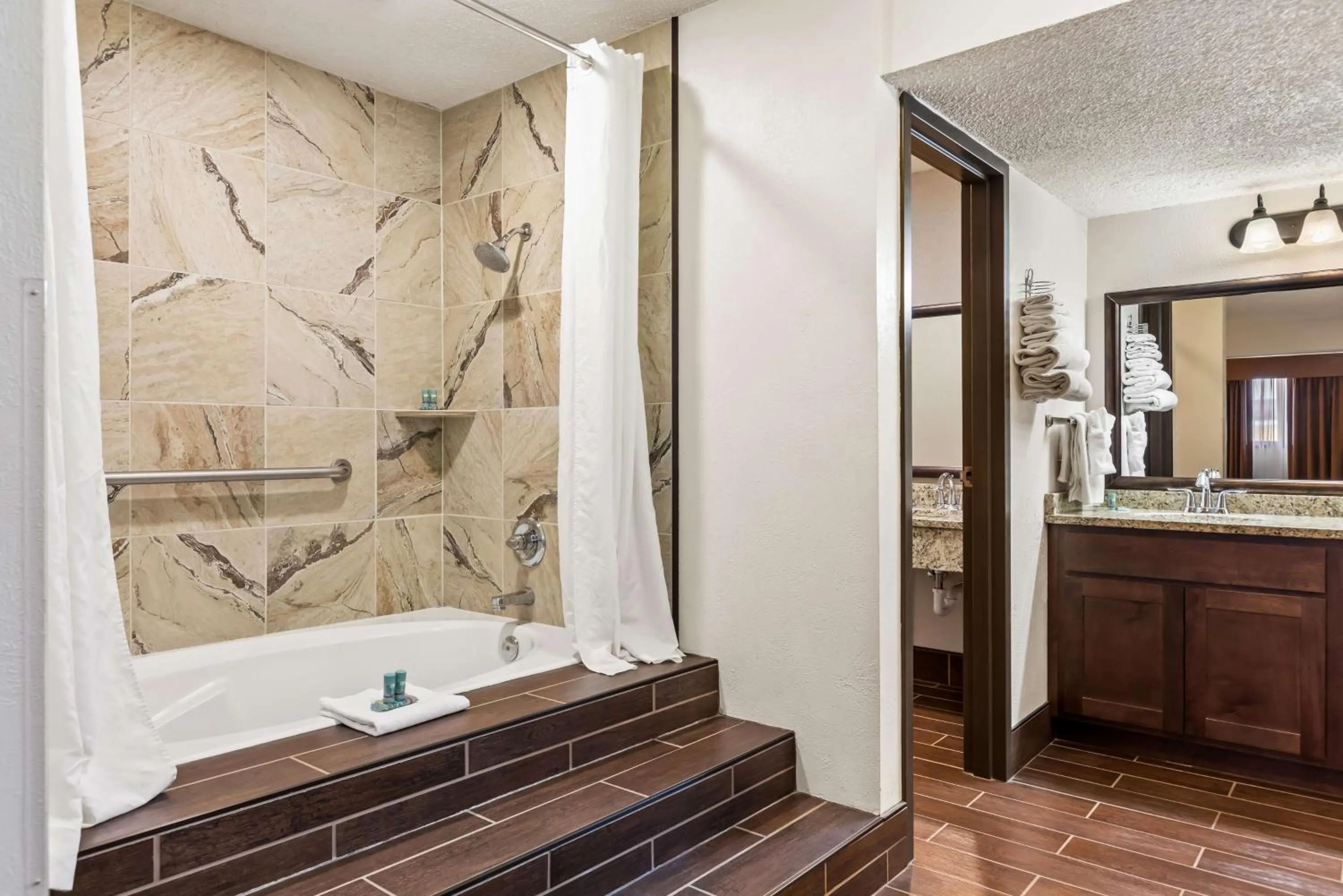 Bathroom in Best Western Tower West Lodge