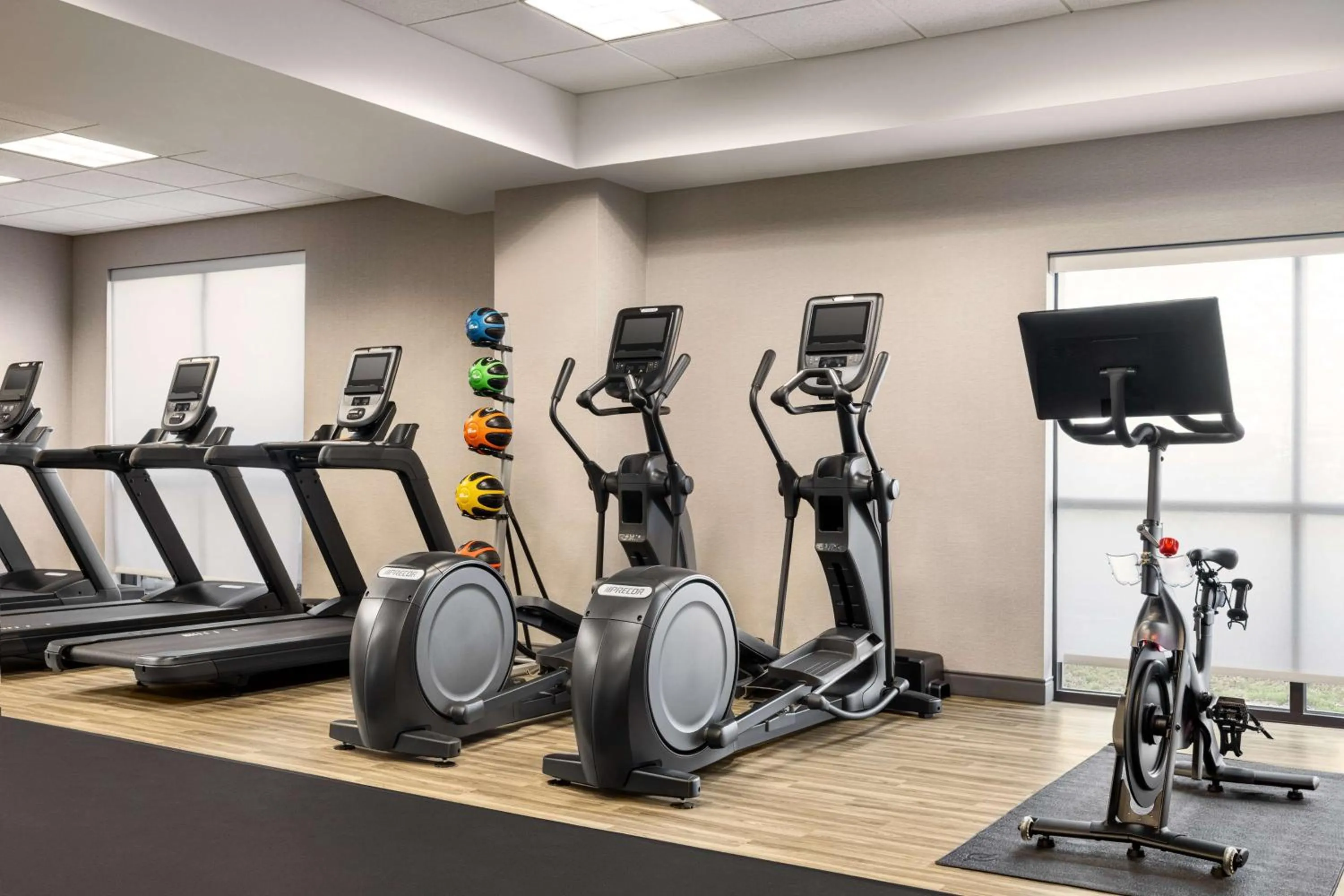 Fitness centre/facilities in Hampton by Hilton Shelton